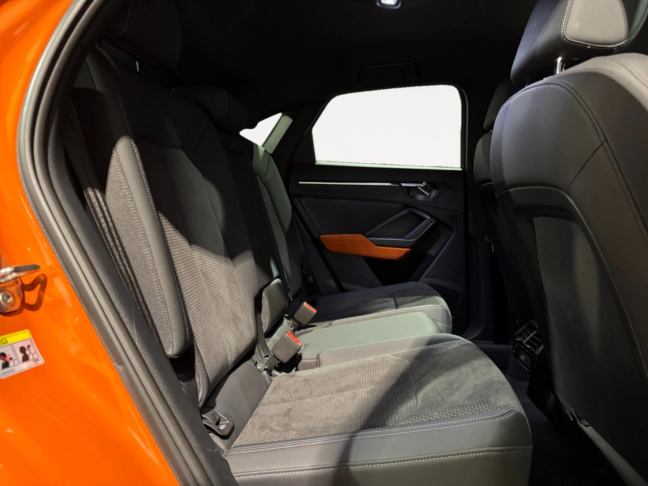 AUDI Q3 SPORTBACK BLACK LINE 35 TDI 110KW (150CV) S TRONIC - Foto 6