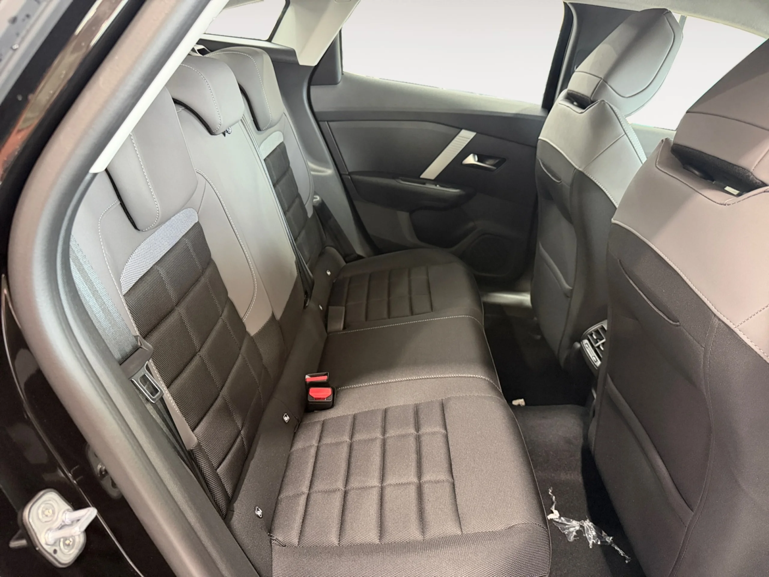 CITROEN C4 HYBRID 145 Ë DCS6 BUSINESS EDITION - Foto 6