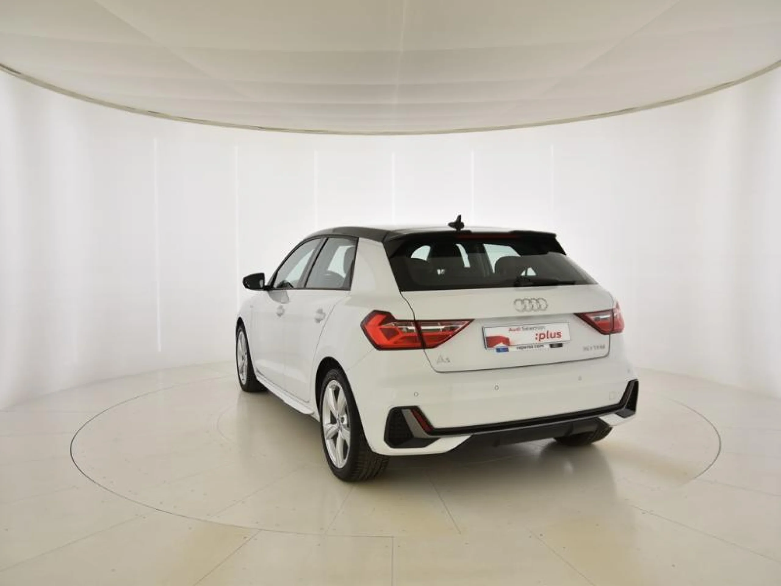 AUDI A1 S LINE 30 TFSI 85KW S TRONIC SPORTBACK - Foto 2