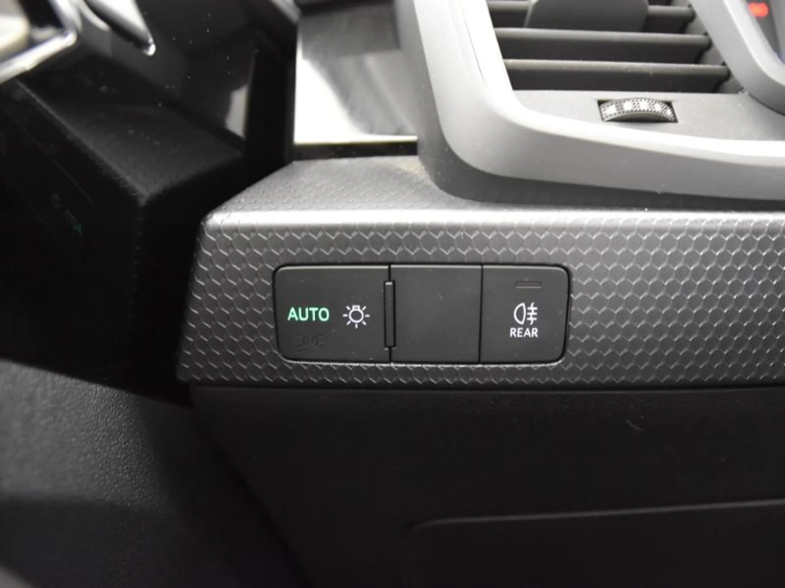 AUDI A1 S LINE 30 TFSI 85KW S TRONIC SPORTBACK - Foto 17