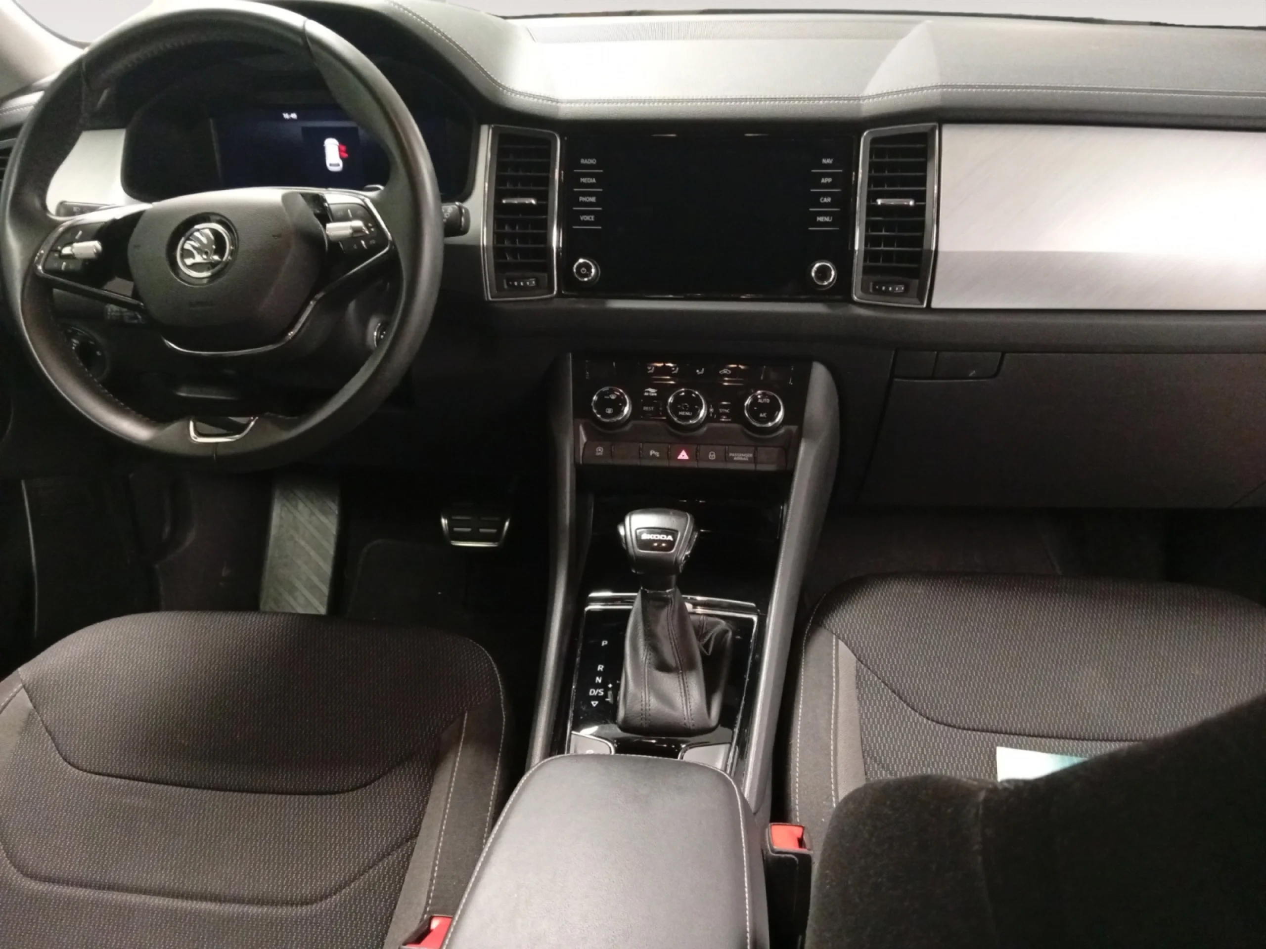 SKODA KODIAQ 2.0 TDI 110KW (150CV) DSG 4X2 AMBITION - Foto 4