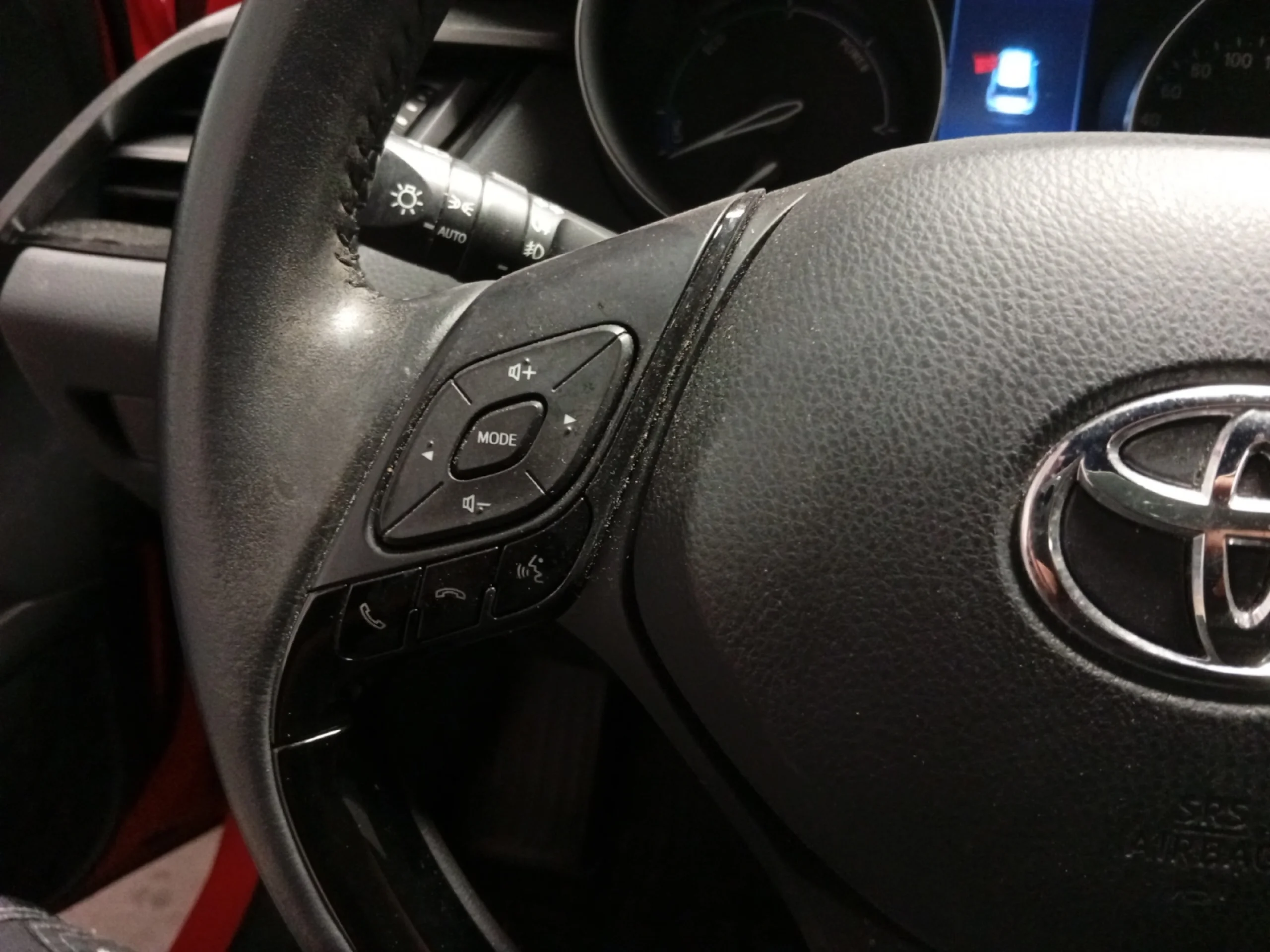 TOYOTA C HR 2.0 180H ADVANCE - Foto 10