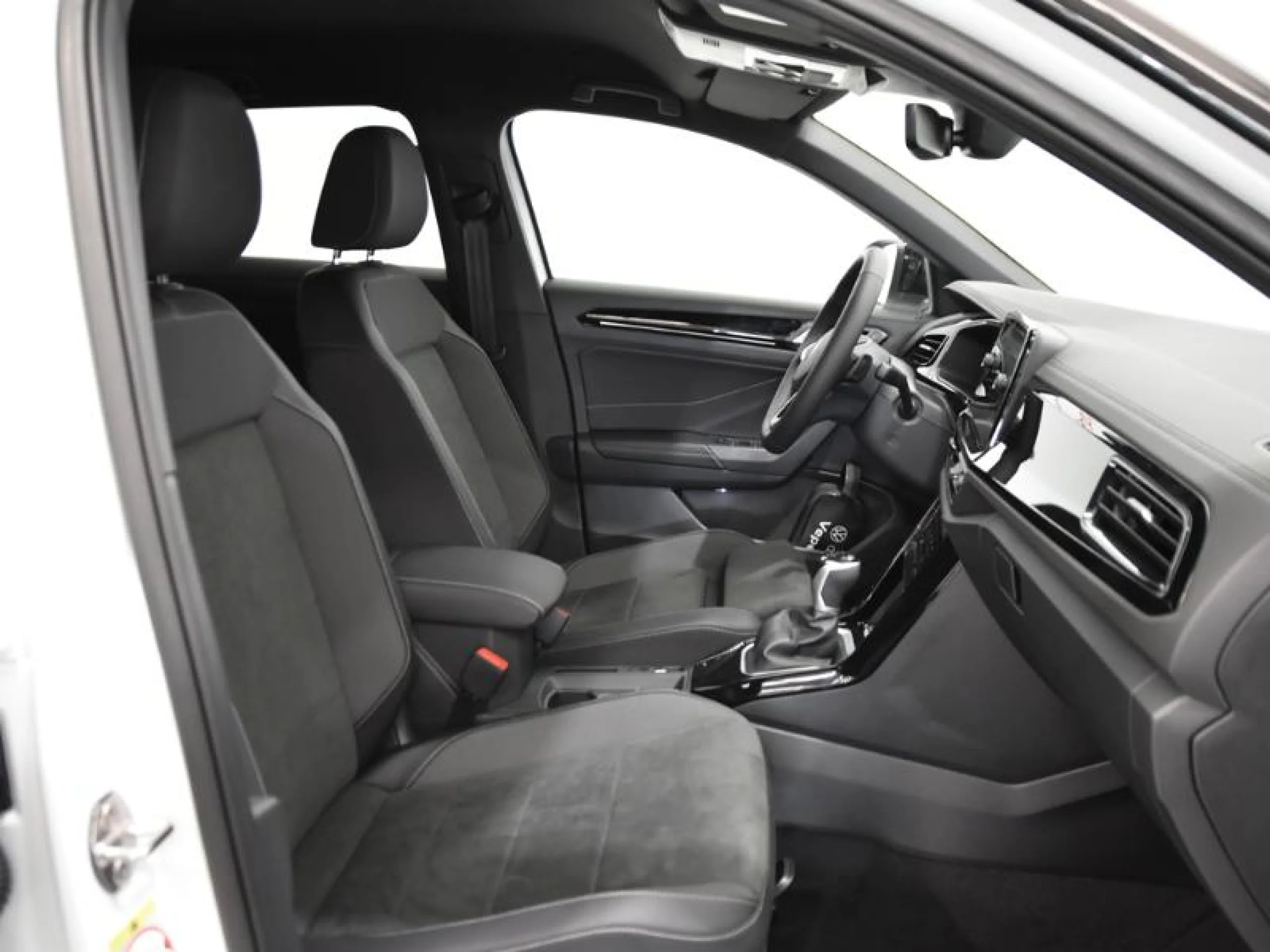 VOLKSWAGEN T ROC T ROC DARK LINE 1.5 TSI 110 KW (150 CV)  AUTOMÁTICO DSG 7 VEL. - Foto 5