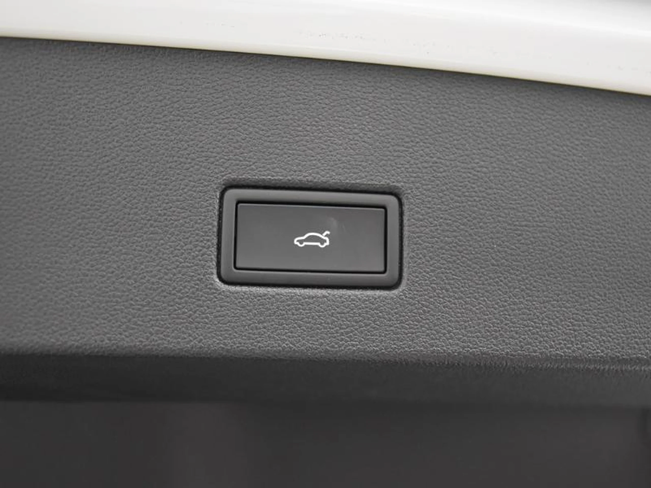 VOLKSWAGEN T ROC T ROC DARK LINE 1.5 TSI 110 KW (150 CV)  AUTOMÁTICO DSG 7 VEL. - Foto 9