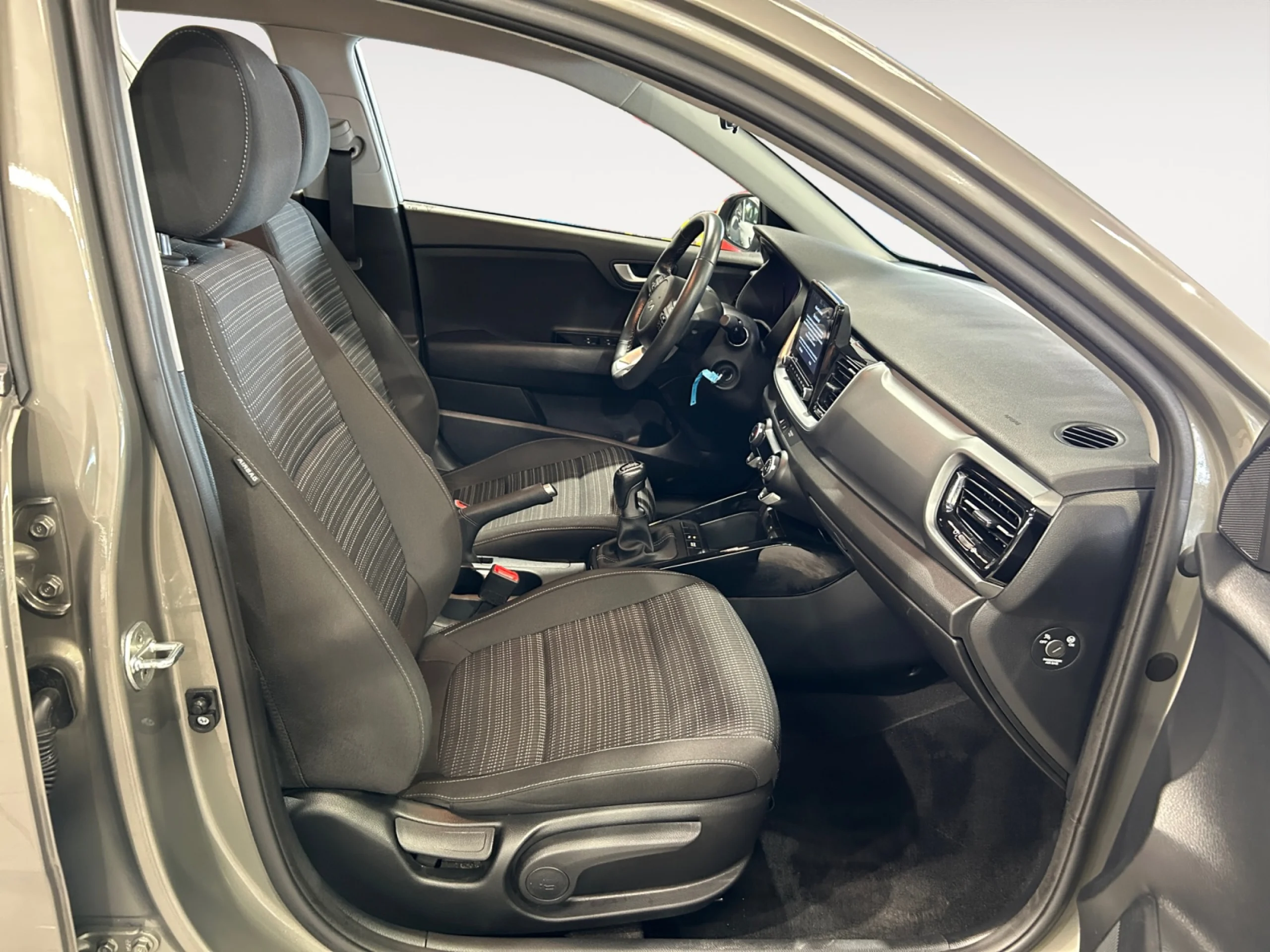 KIA STONIC 1.0 T GDI 88KW (120CV) MHEV IMT DRIVE - Foto 5