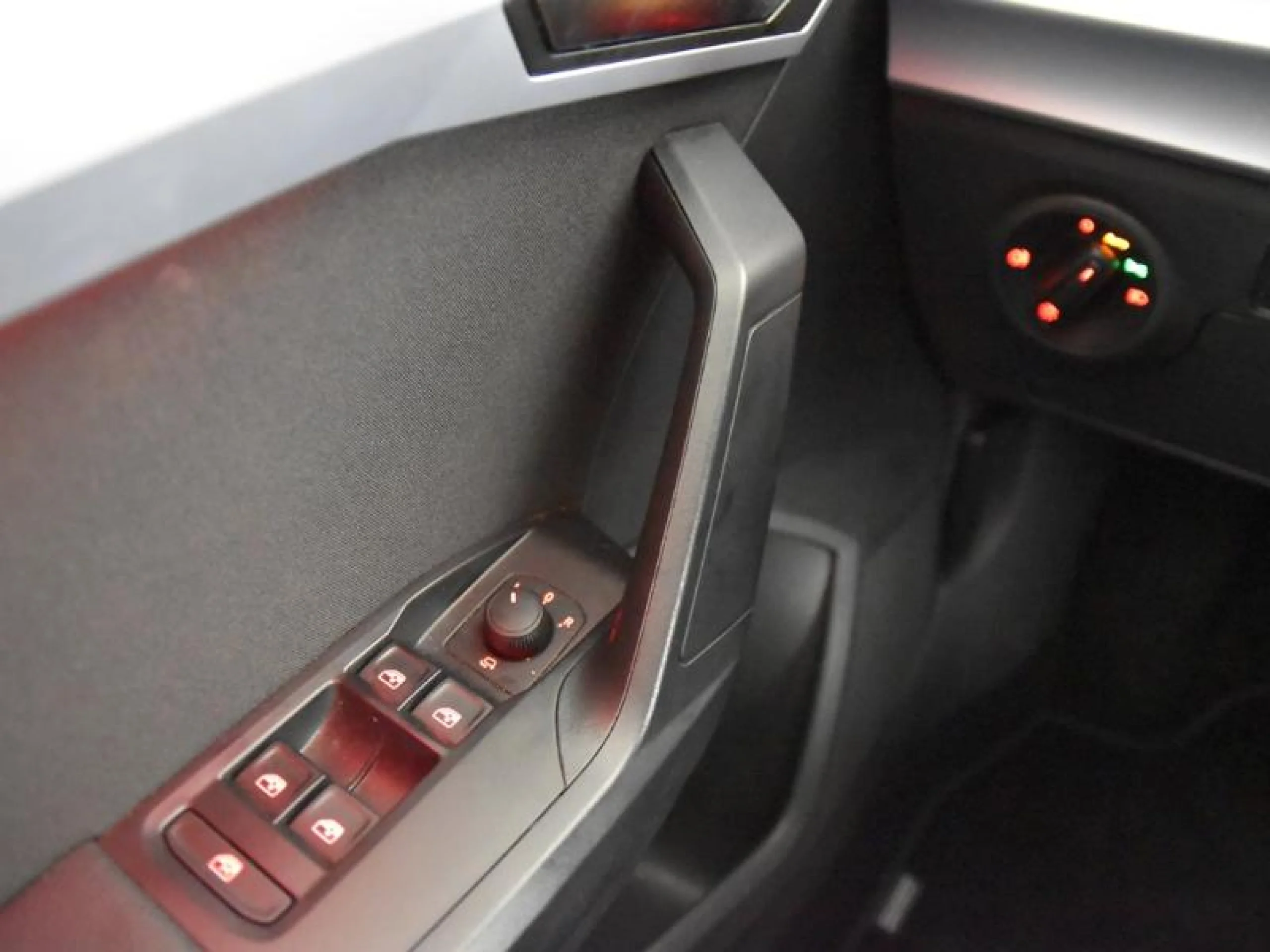 SEAT ARONA 1.0 TSI 85KW (115CV) FR SPECIAL EDITION - Foto 16