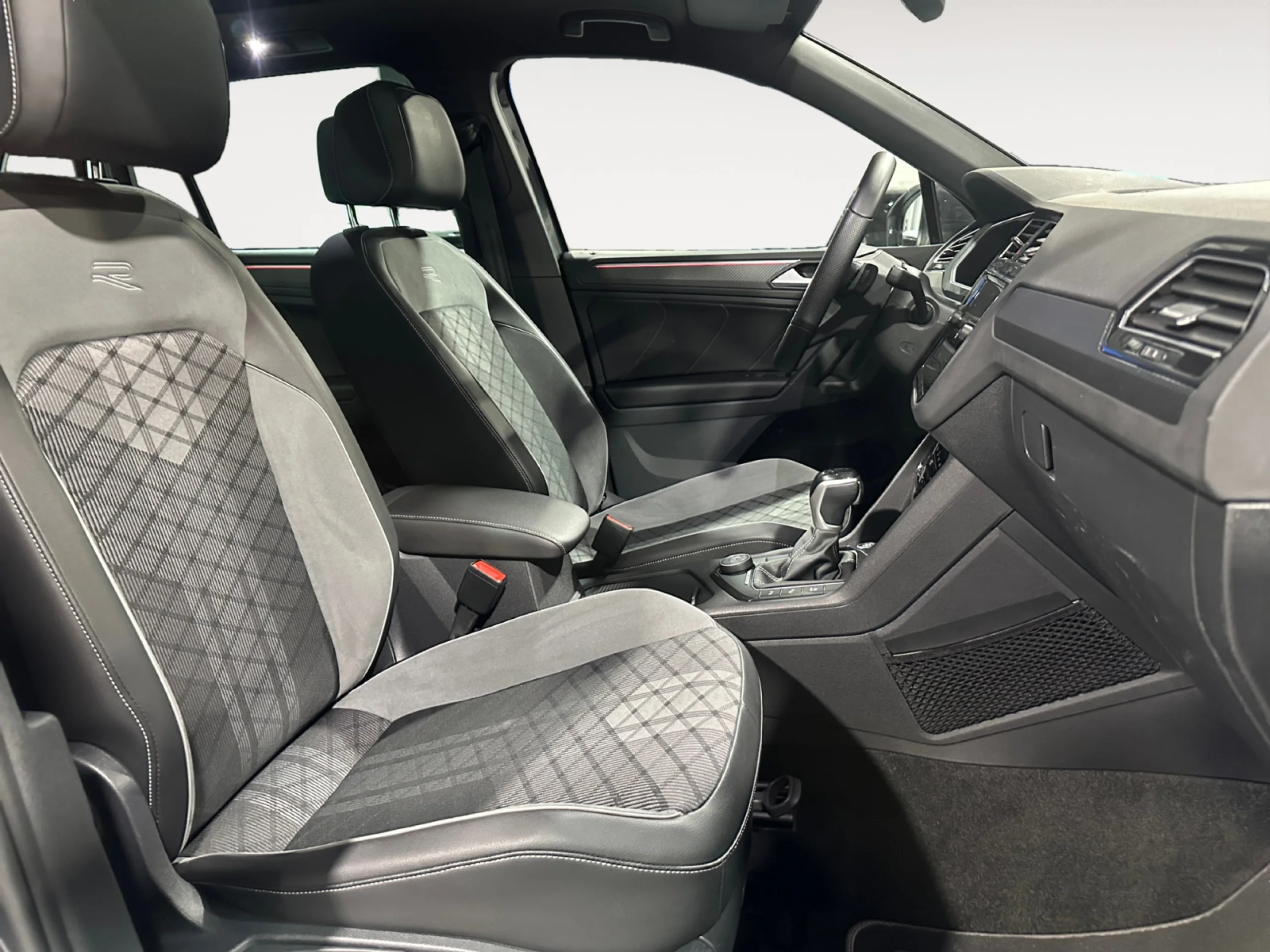 VOLKSWAGEN TIGUAN R LINE 2.0 TDI 110KW (150CV) DSG 4MOTION - Foto 5