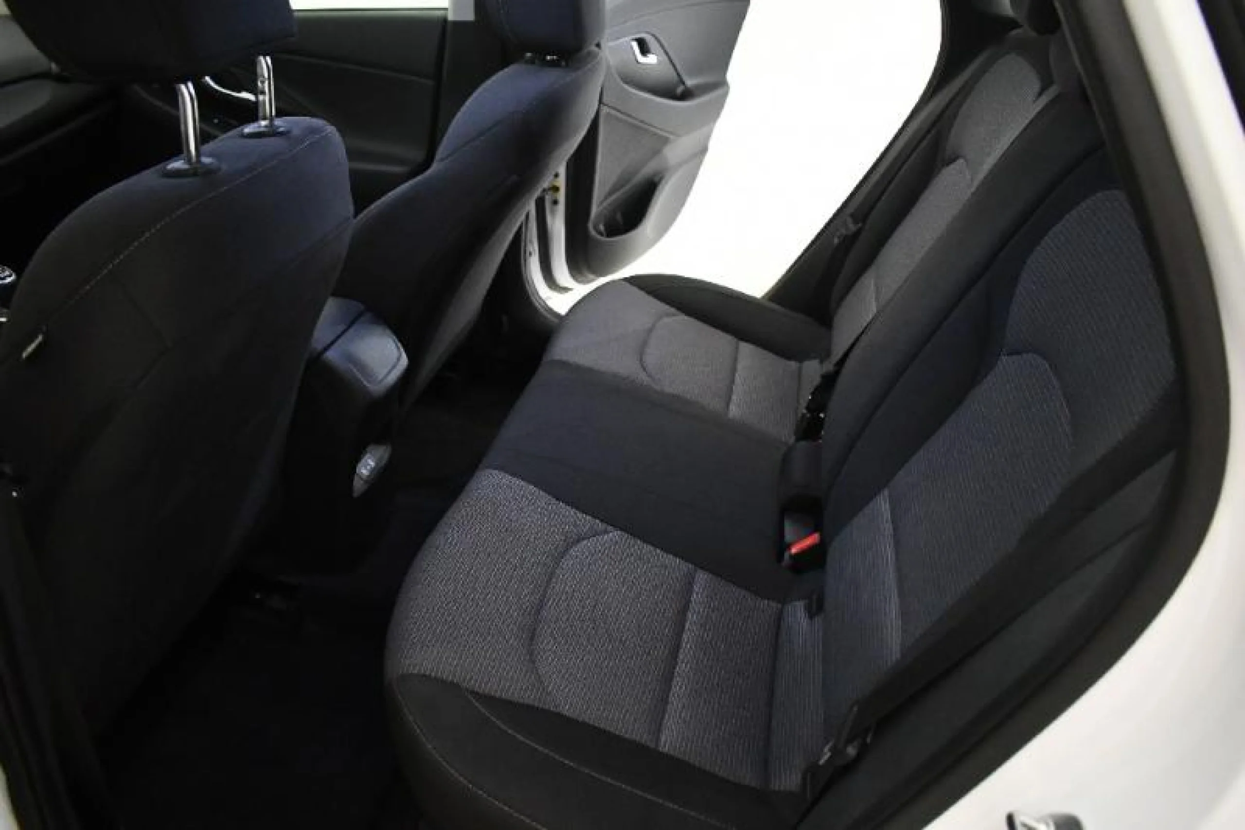 HYUNDAI I30 1.0 TGDI 48V KLASS - Foto 10
