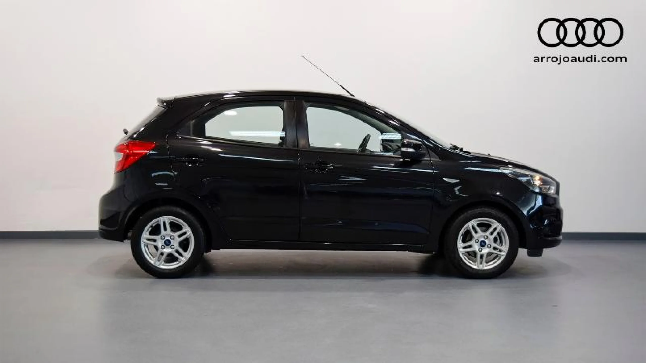 FORD Ka+ 1.2 TI VCT ESSENTIAL - Foto 3