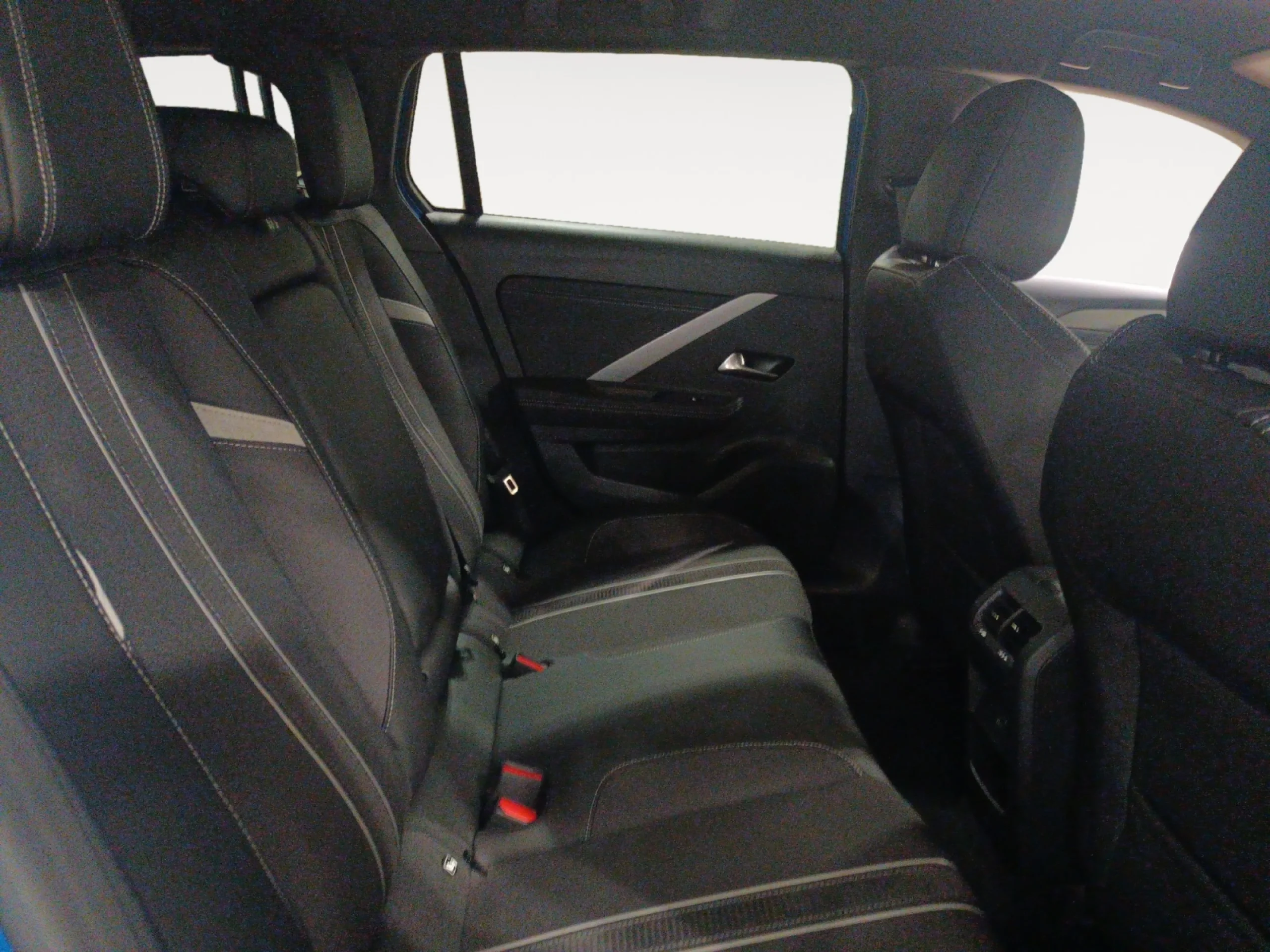 OPEL ASTRA 1.2T XHT 96KW (130CV) GS AUTO - Foto 6