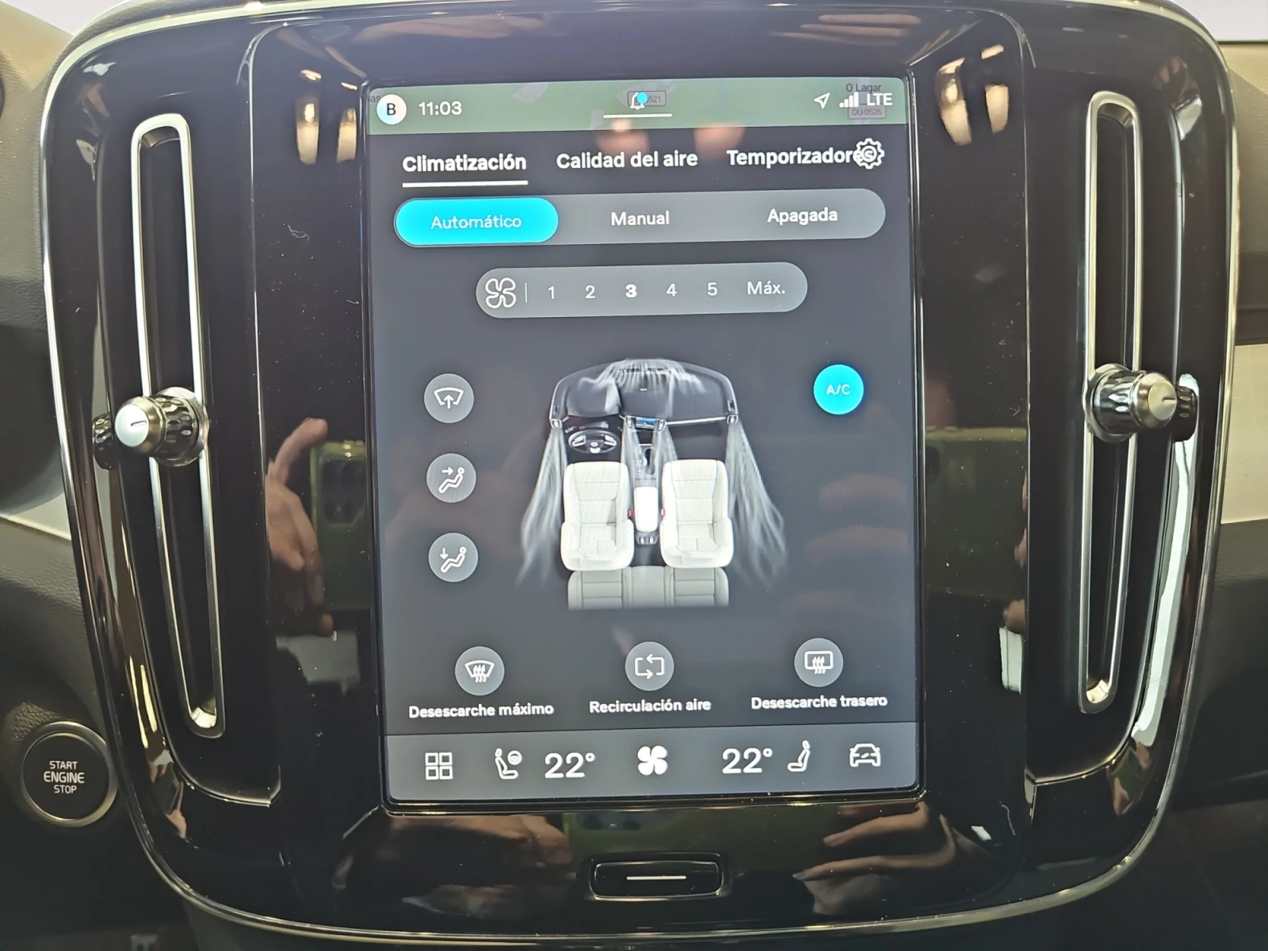 VOLVO XC40 2.0 B3 G BLACK EDITION PLUS AUTO - Foto 14