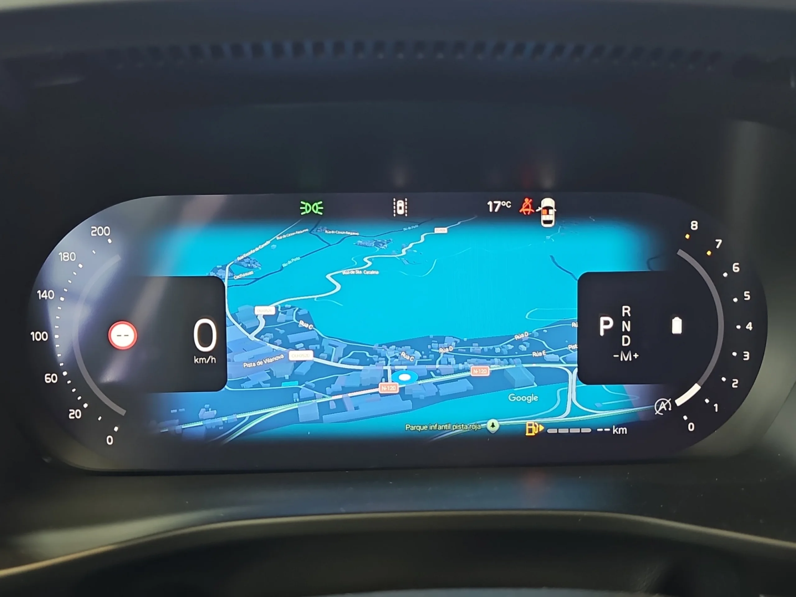 VOLVO XC40 2.0 B3 G BLACK EDITION PLUS AUTO - Foto 15