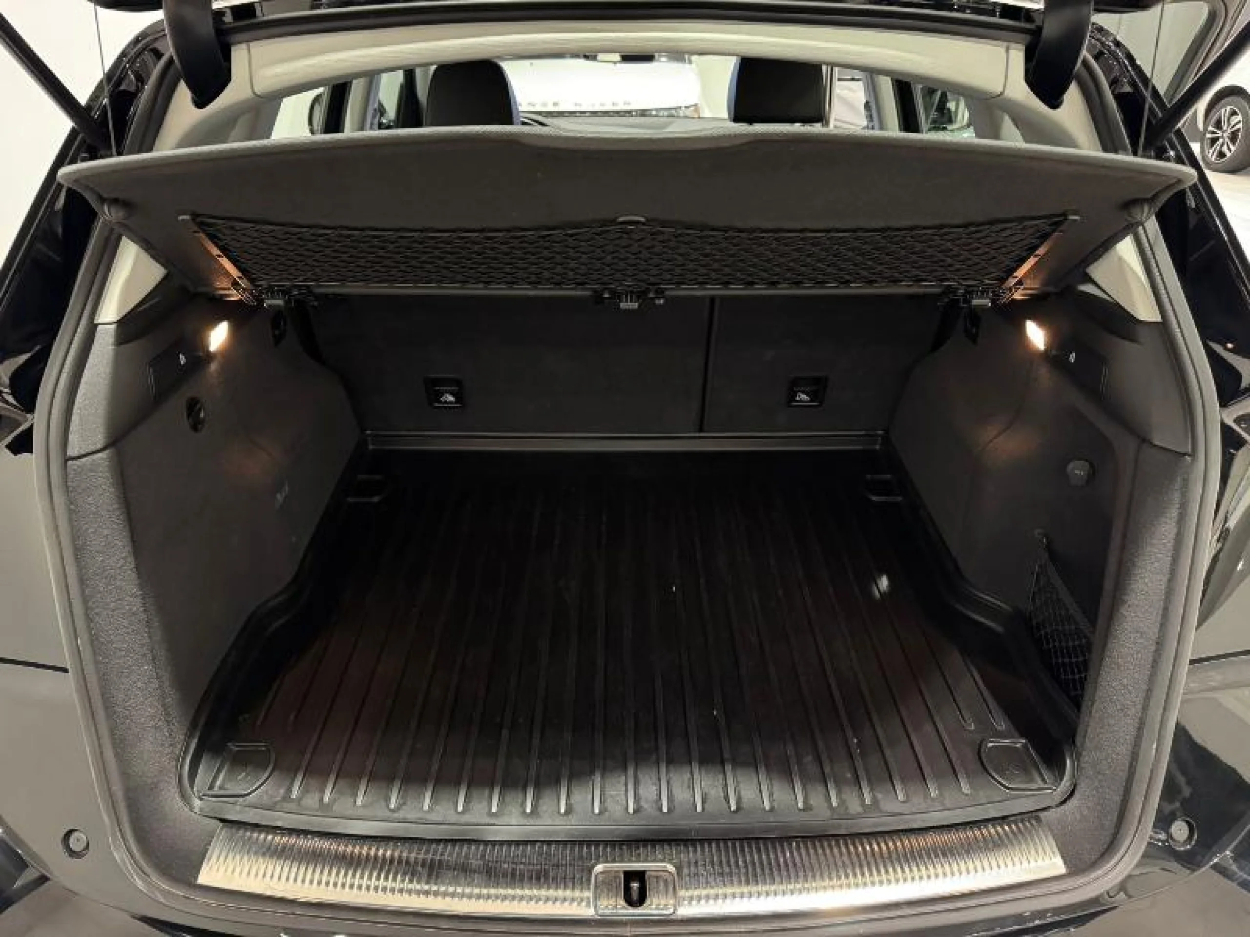 AUDI Q5 2.0 TDI 150CV ULTRA - Foto 9