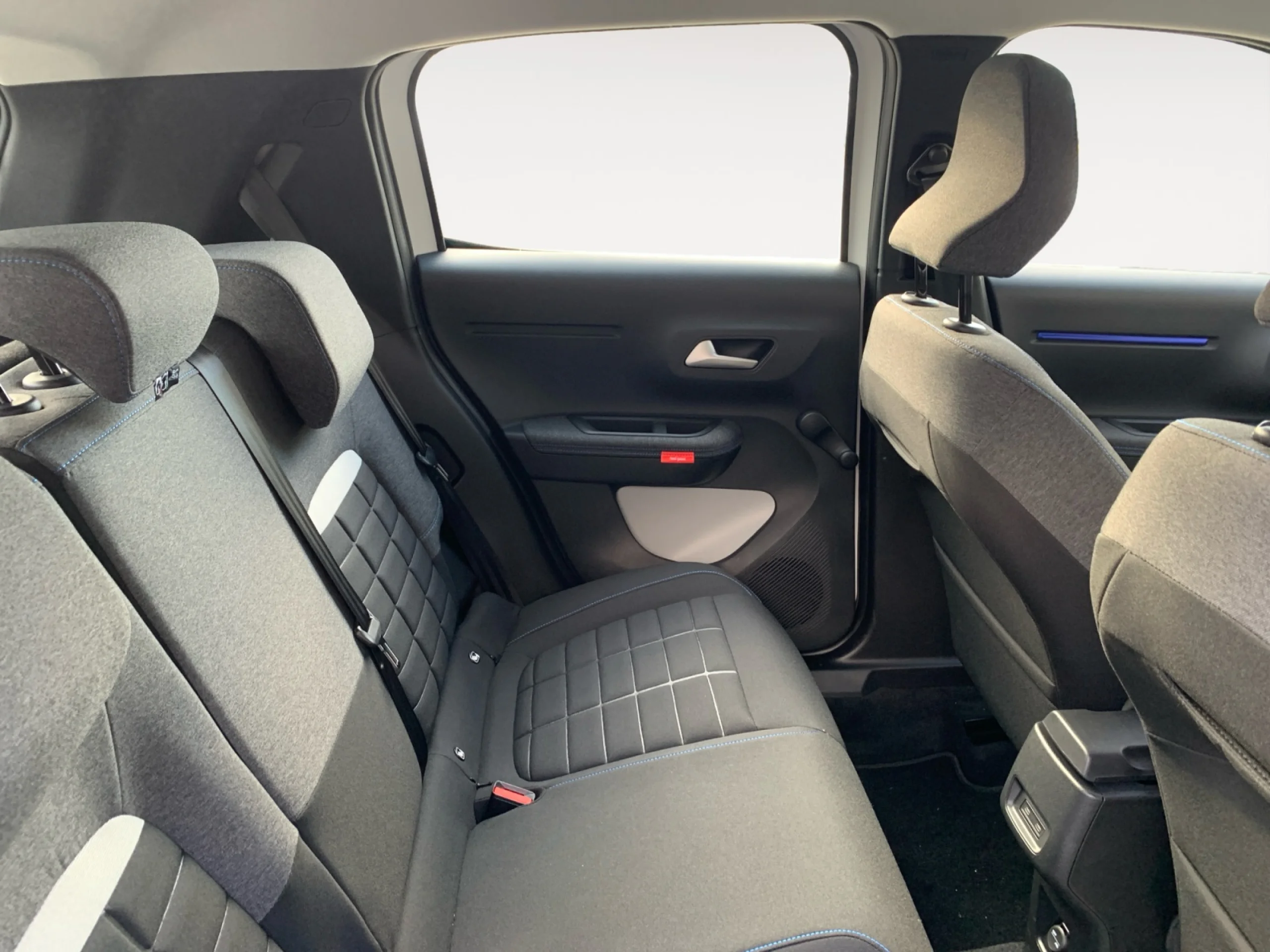 CITROEN C3 HYBRID 110 E DSC6 BUSINESS - Foto 6