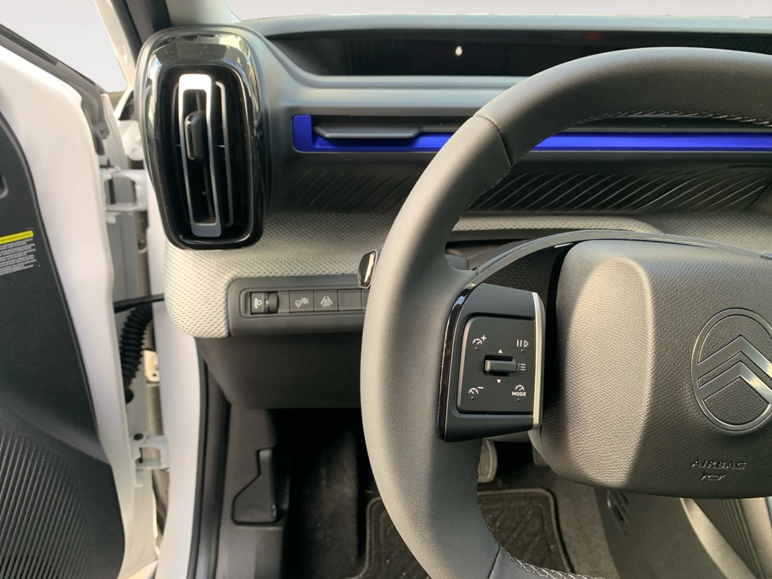 CITROEN C3 HYBRID 110 E DSC6 BUSINESS - Foto 11