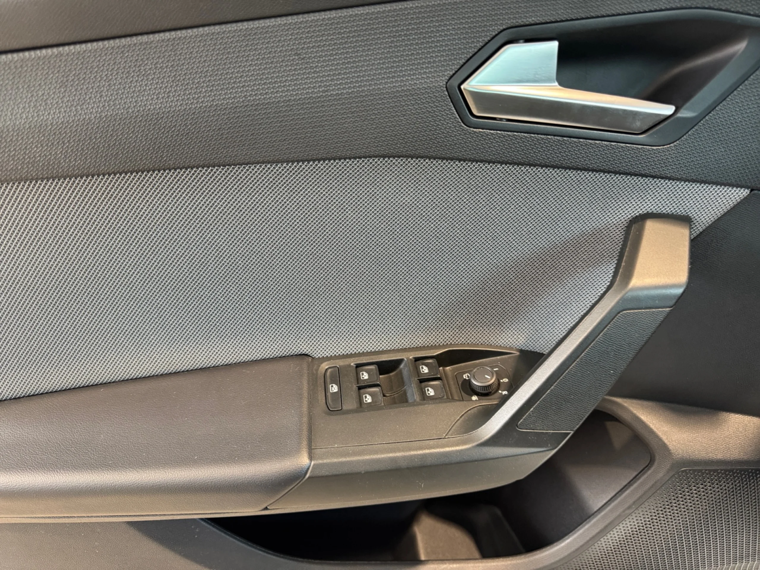 SEAT LEON 1.5 TSI 85KW S&S STYLE 25 ANIVERSARIO - Foto 14