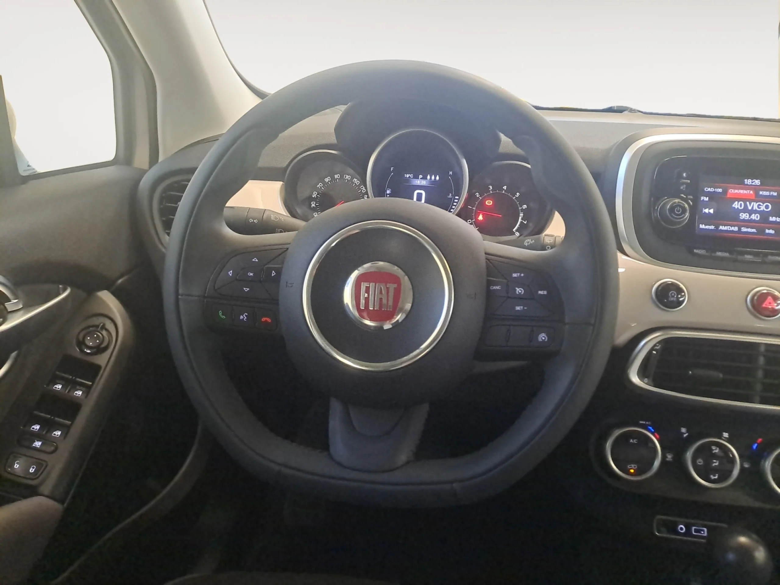 FIAT 500X LOUNGE 1.4 MAIR 103KW (140CV) 4X2 - Foto 11