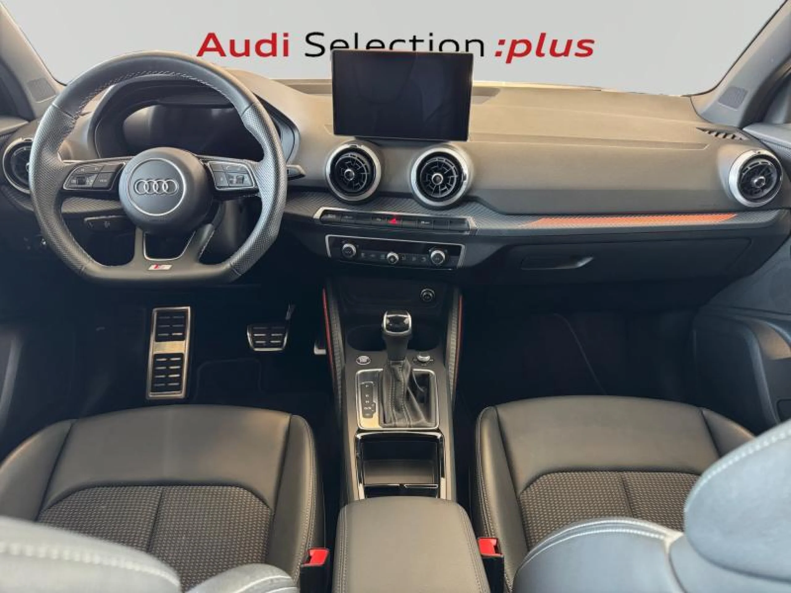 AUDI Q2 ADRENALIN 35 TFSI 110KW (150CV) S TRONIC - Foto 6