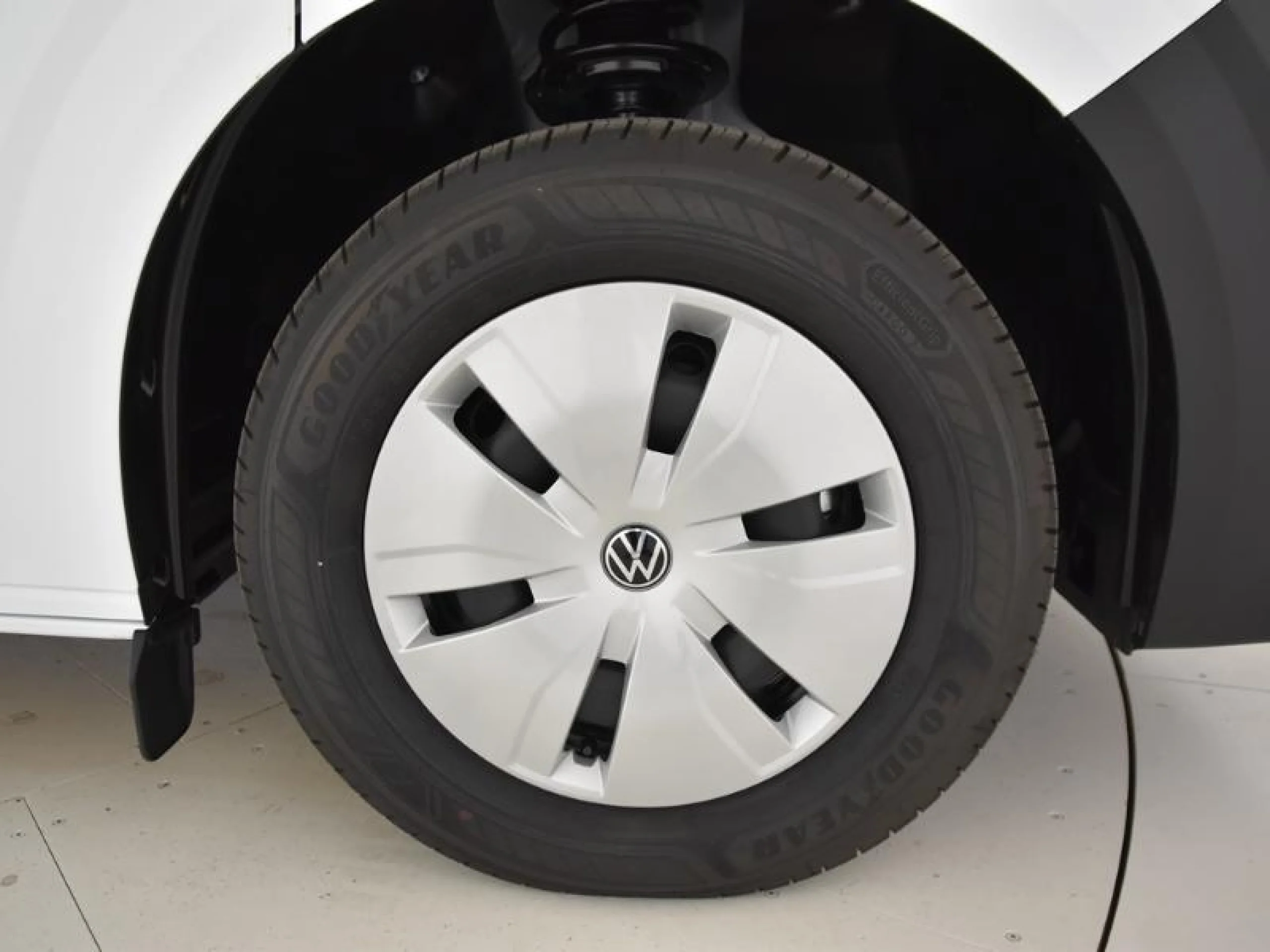 VW COMERCIALES CARAVELLE CARAVELLE   CARAVELLE  BATALLA CORTA  2.5 EHYBRID 171 KW (232 CV) CVT AUT. - Foto 8