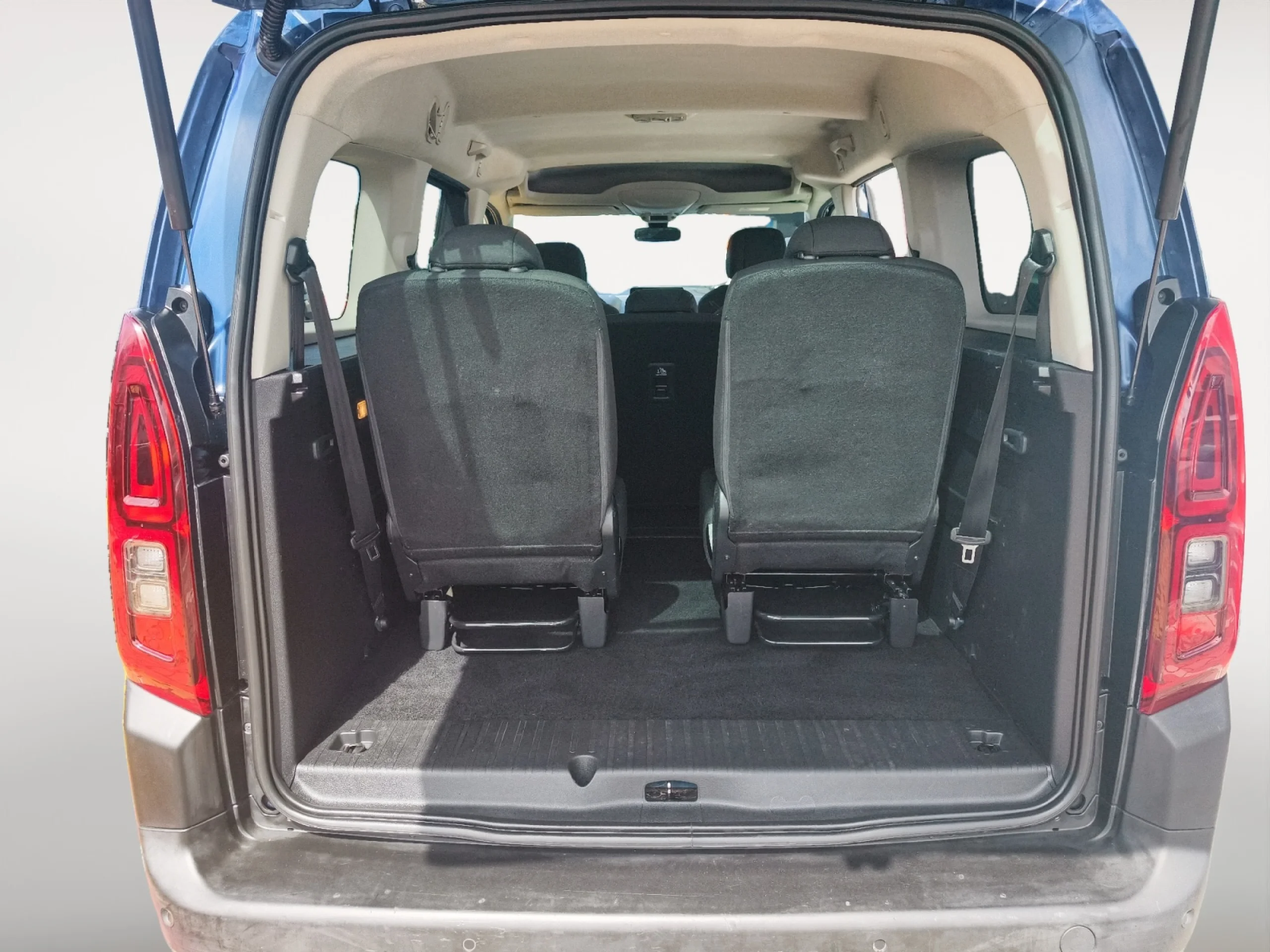 CITROEN BERLINGO BERLINGO XL BLUEHDI 100CV FEEL - Foto 8