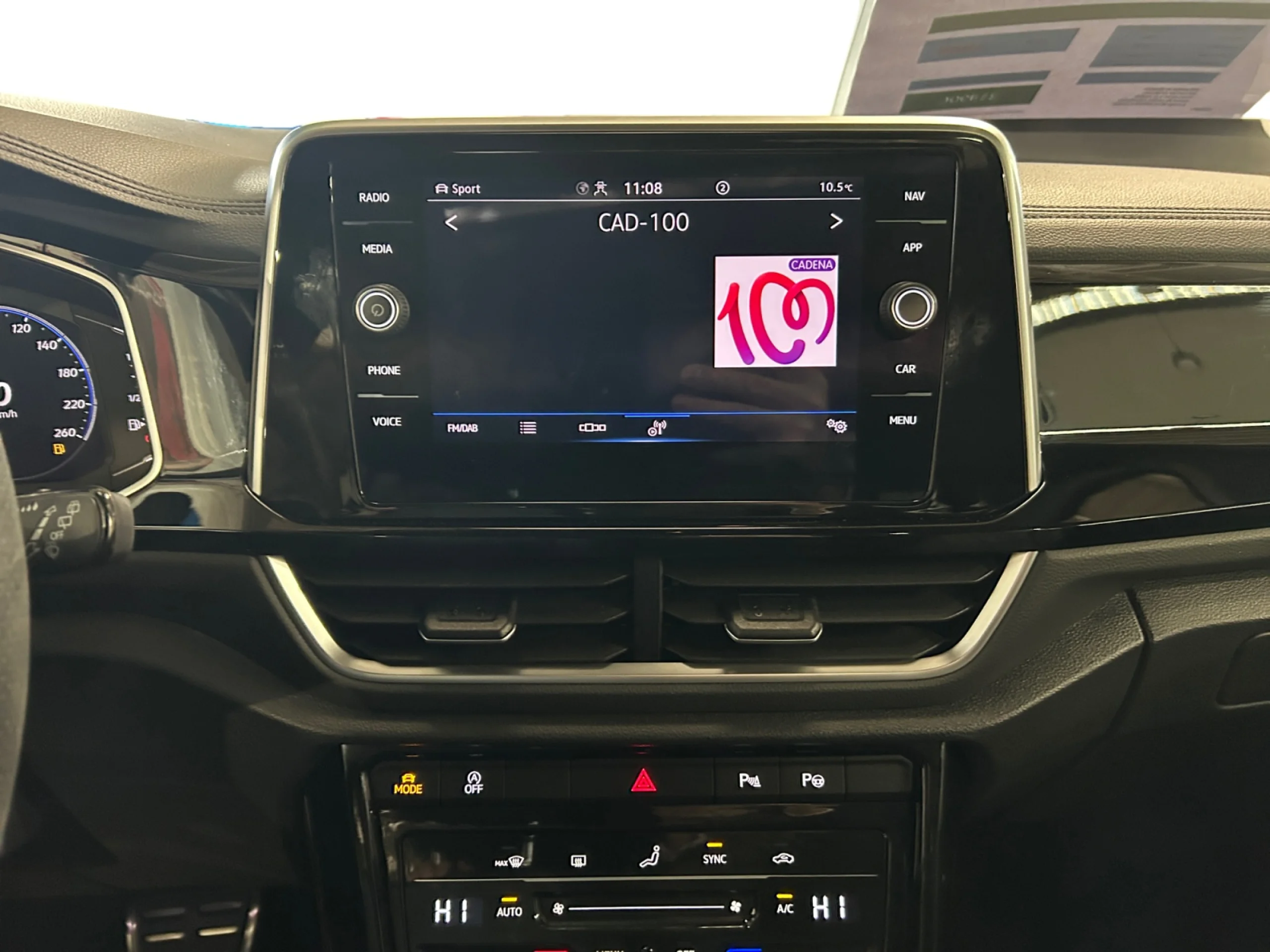 VOLKSWAGEN T ROC R LINE 1.5 TSI 110KW (150CV) DSG - Foto 9