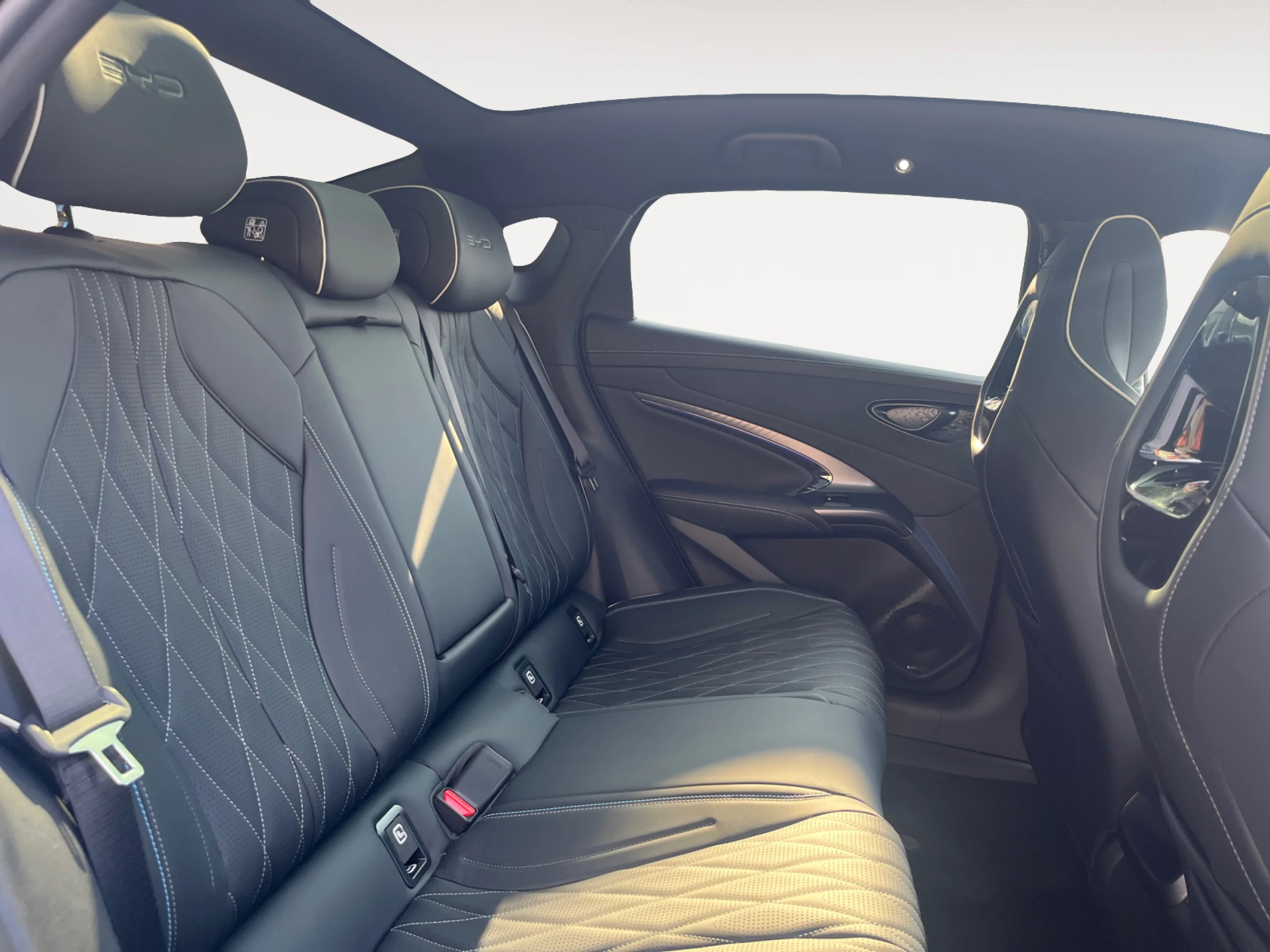 BYD SEAL DESIGN RWD - Foto 6