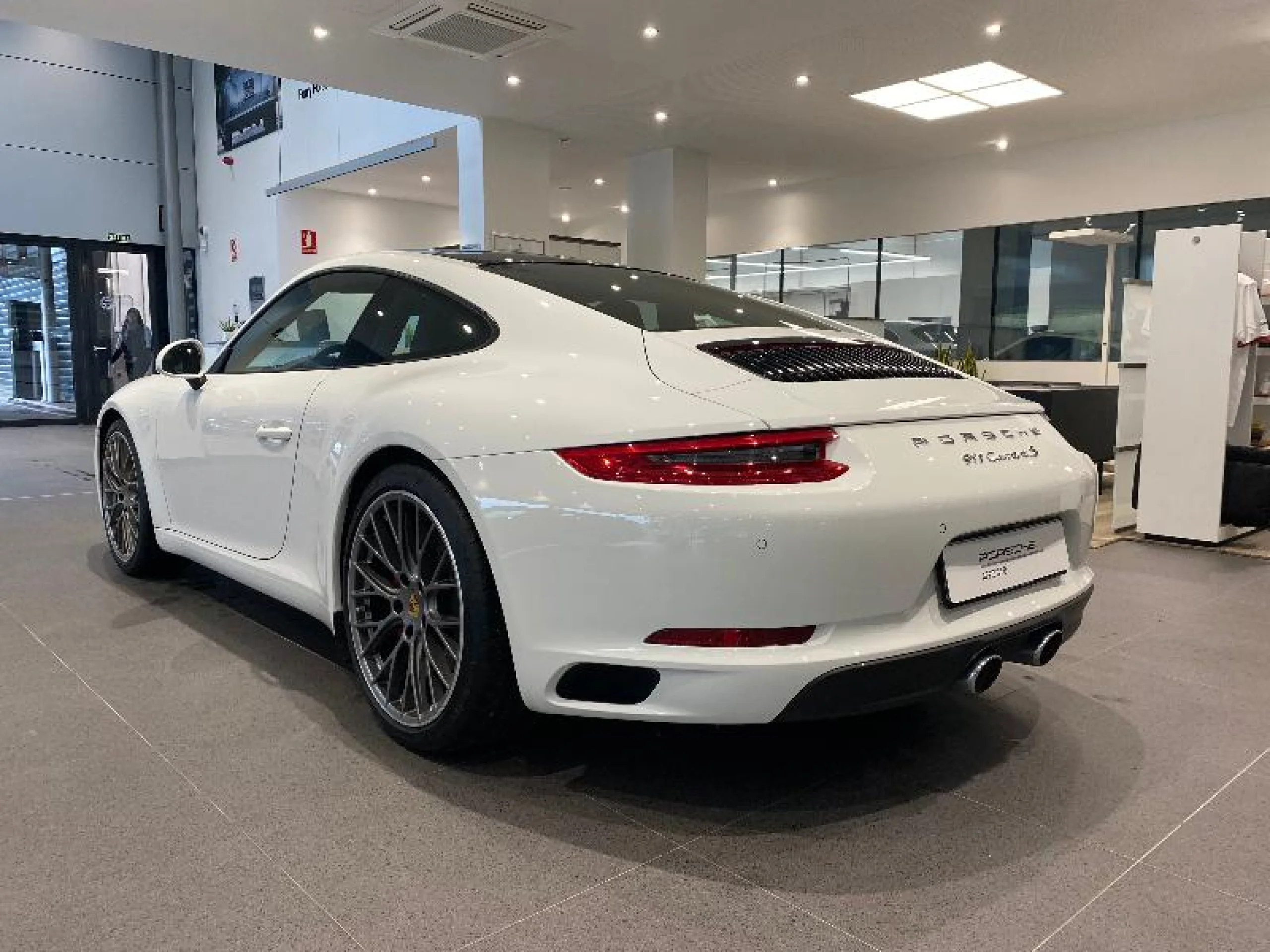 PORSCHE 911 3.8 CARRERA S COUPÉ - Foto 3