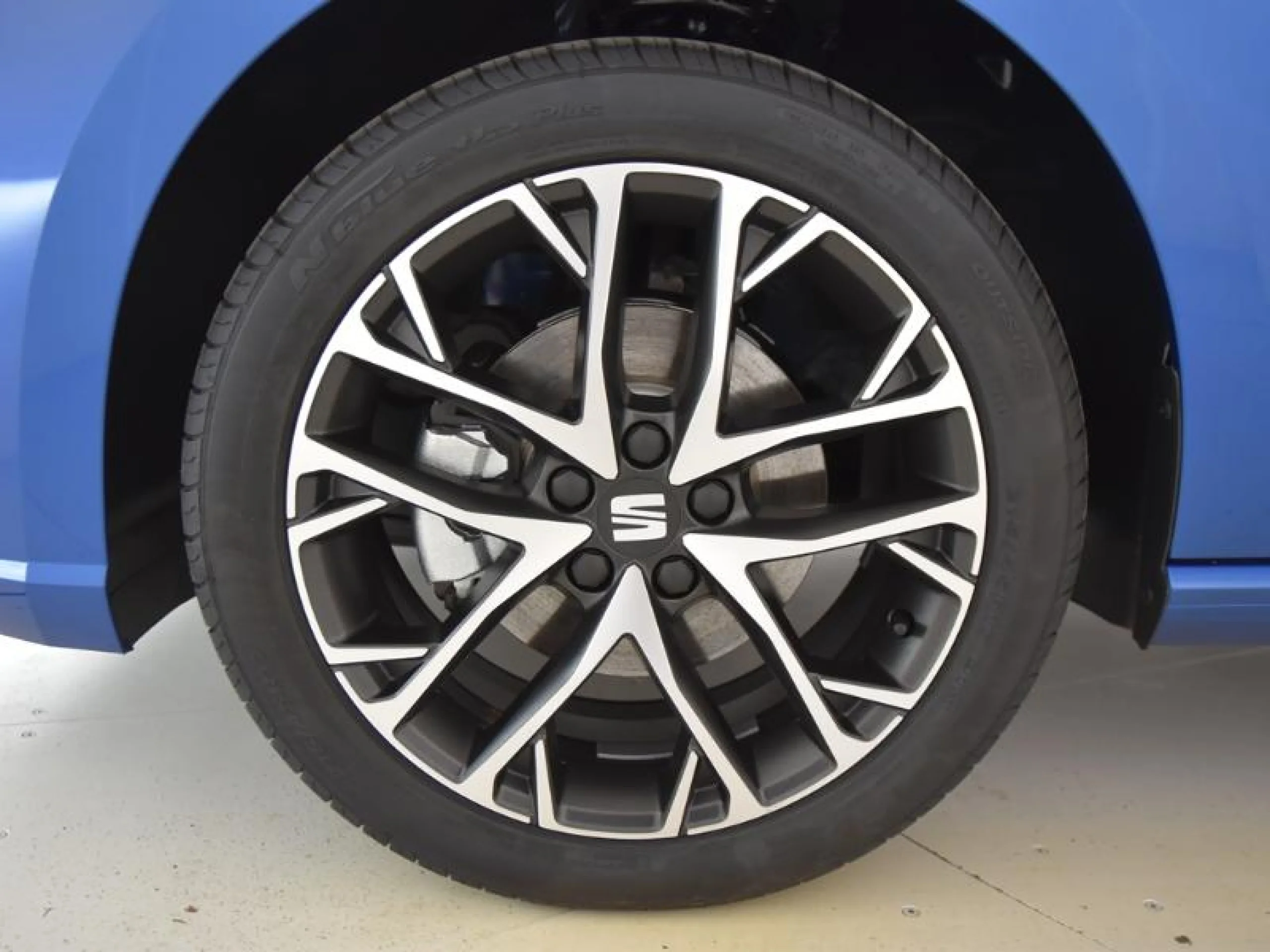 SEAT IBIZA 1.0 TSI 85KW (115CV) SPECIAL EDITION - Foto 18