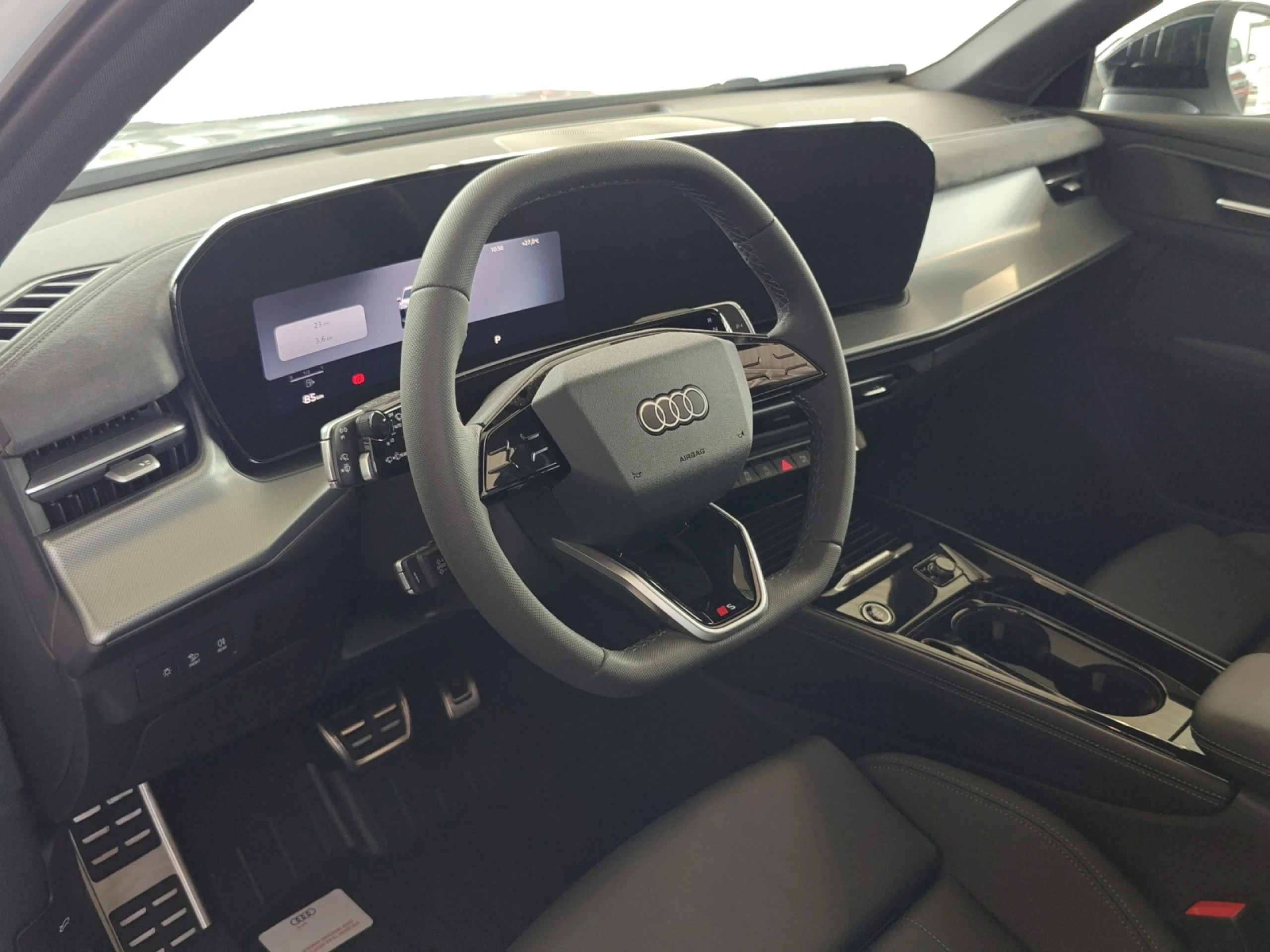 AUDI Q3 BLACK LINE TDI 110 KW S TRONIC - Foto 9