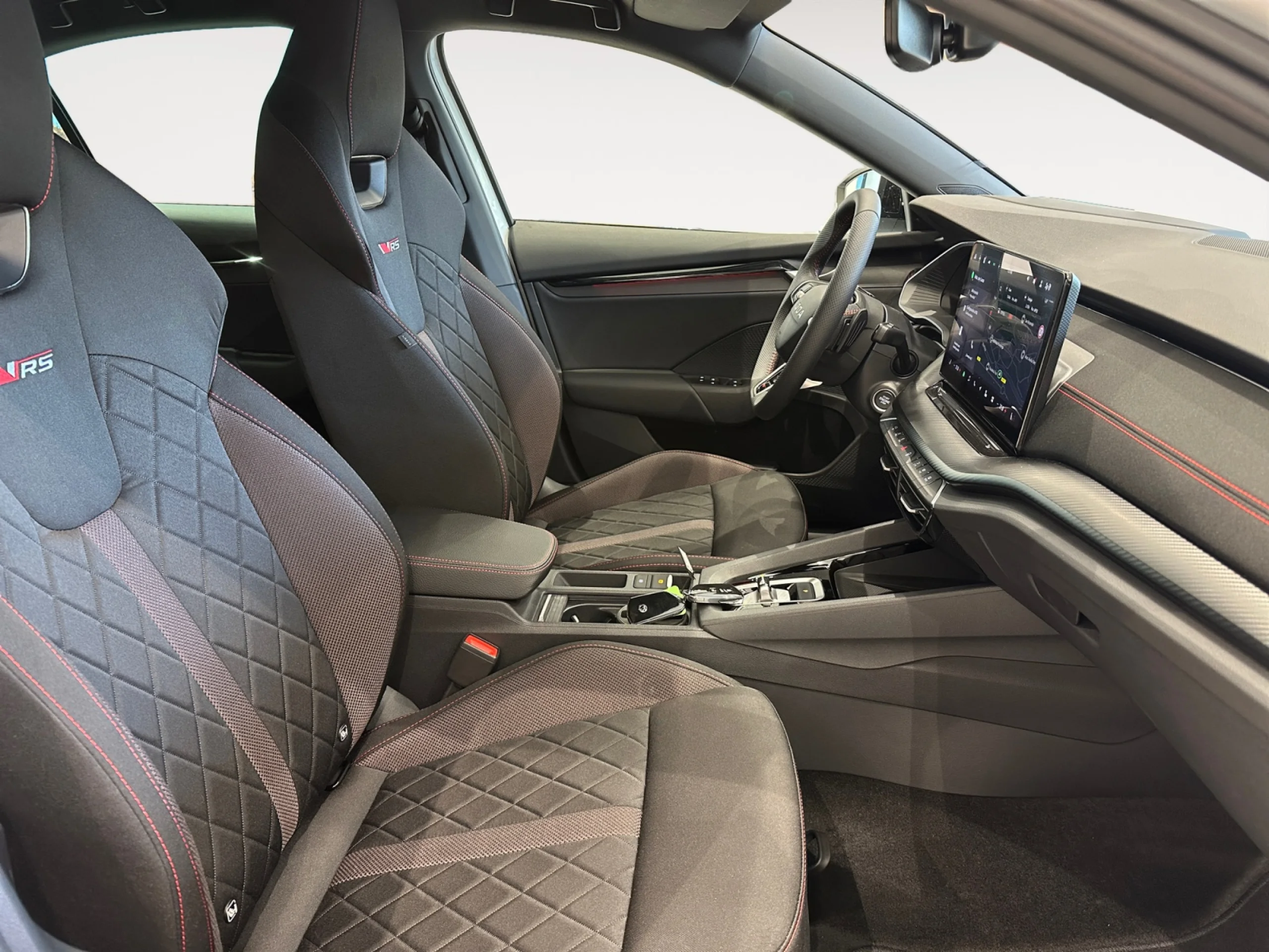 SKODA OCTAVIA 2.0 TSI 195 KW (265CV) DSG RS - Foto 5