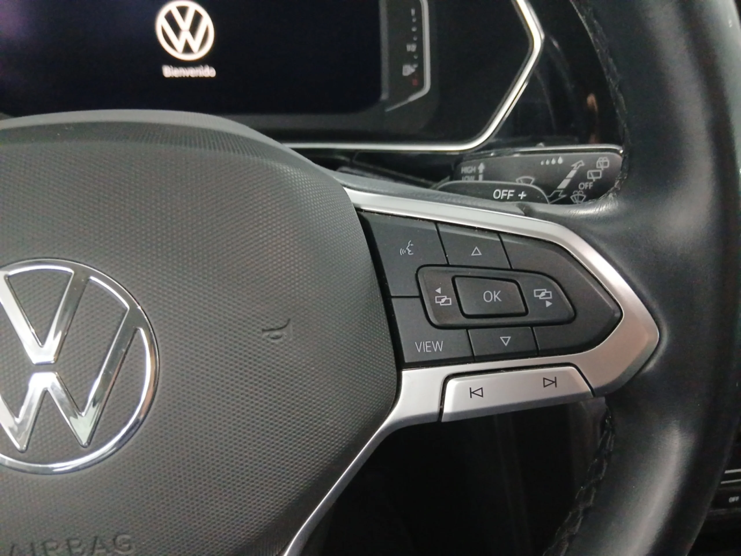 VOLKSWAGEN T CROSS SPORT 1.0 TSI 81KW (110CV) - Foto 9