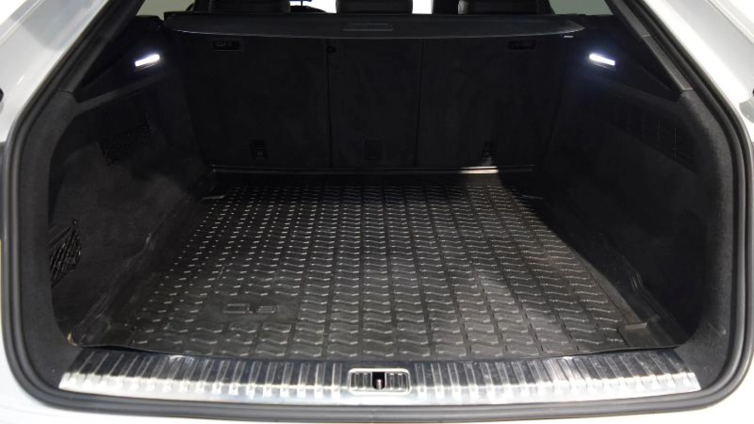 AUDI Q8 50 TDI 210KW (286CV) QUATTRO TIPTRONIC - Foto 7