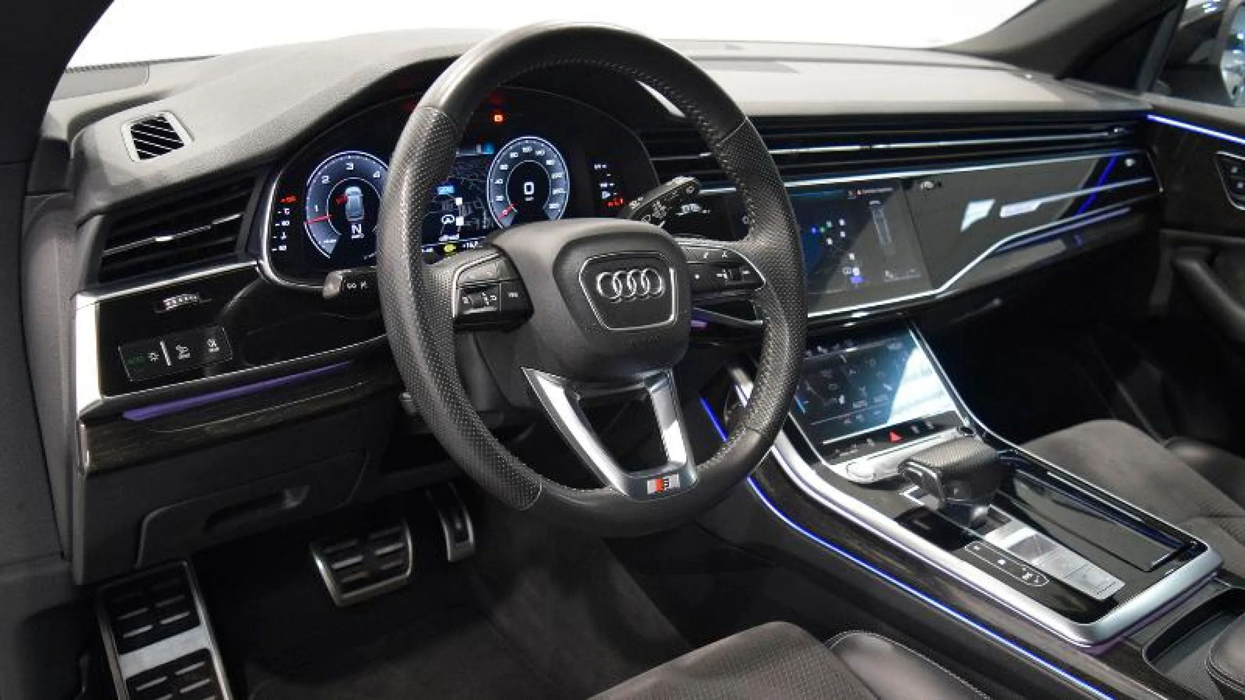 AUDI Q8 50 TDI 210KW (286CV) QUATTRO TIPTRONIC - Foto 9