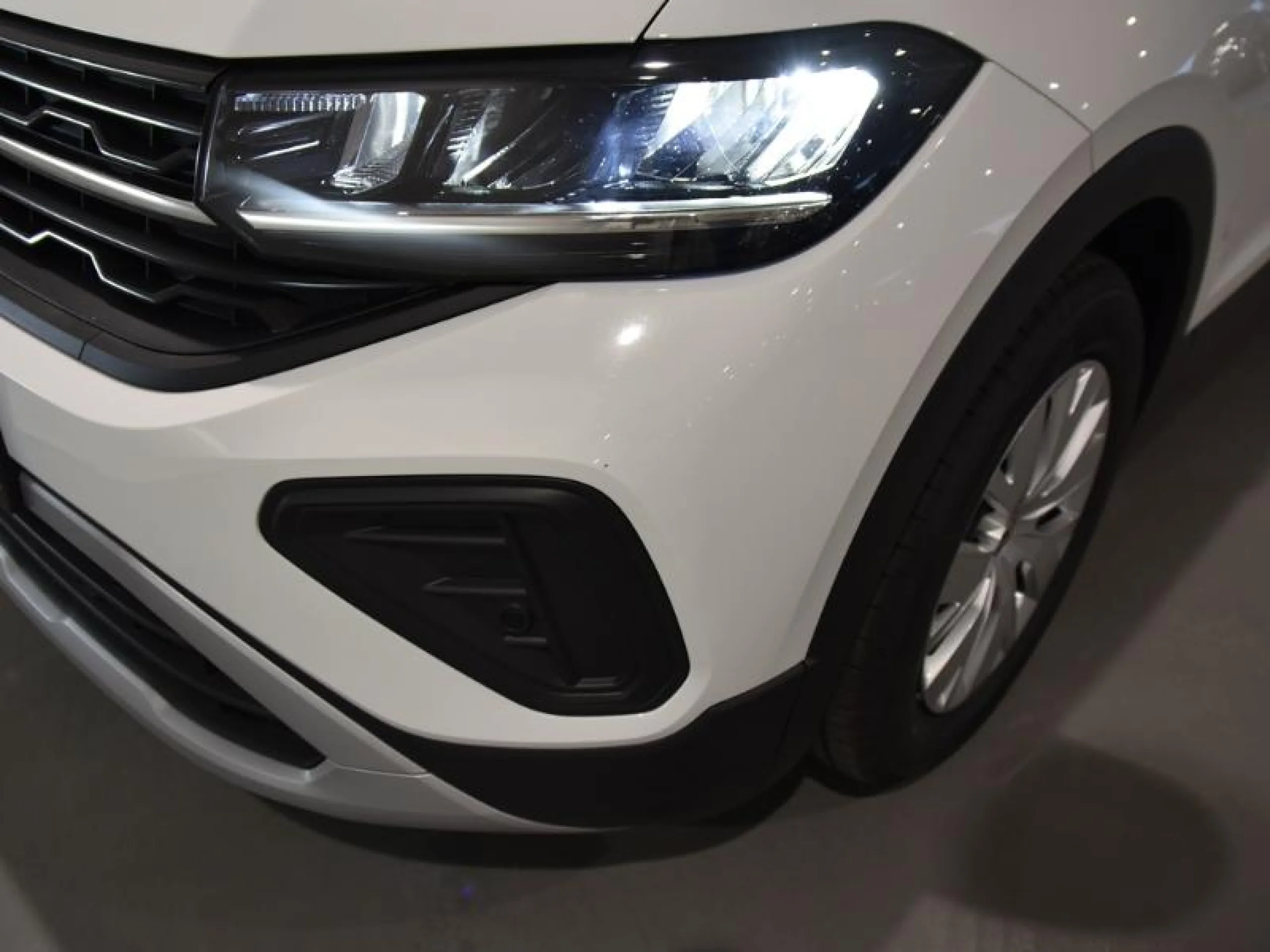 VOLKSWAGEN T CROSS T CROSS 1.0 TSI 70 KW (95 CV)  5 VEL. - Foto 18