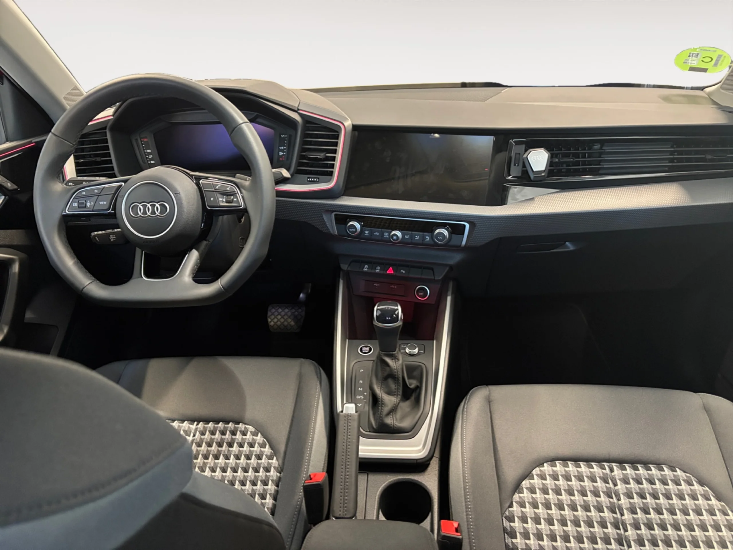 AUDI A1 A1 ALLSTREET ADRENALIN 30 TFSI  85(116) KW(CV) S TRONIC - Foto 4