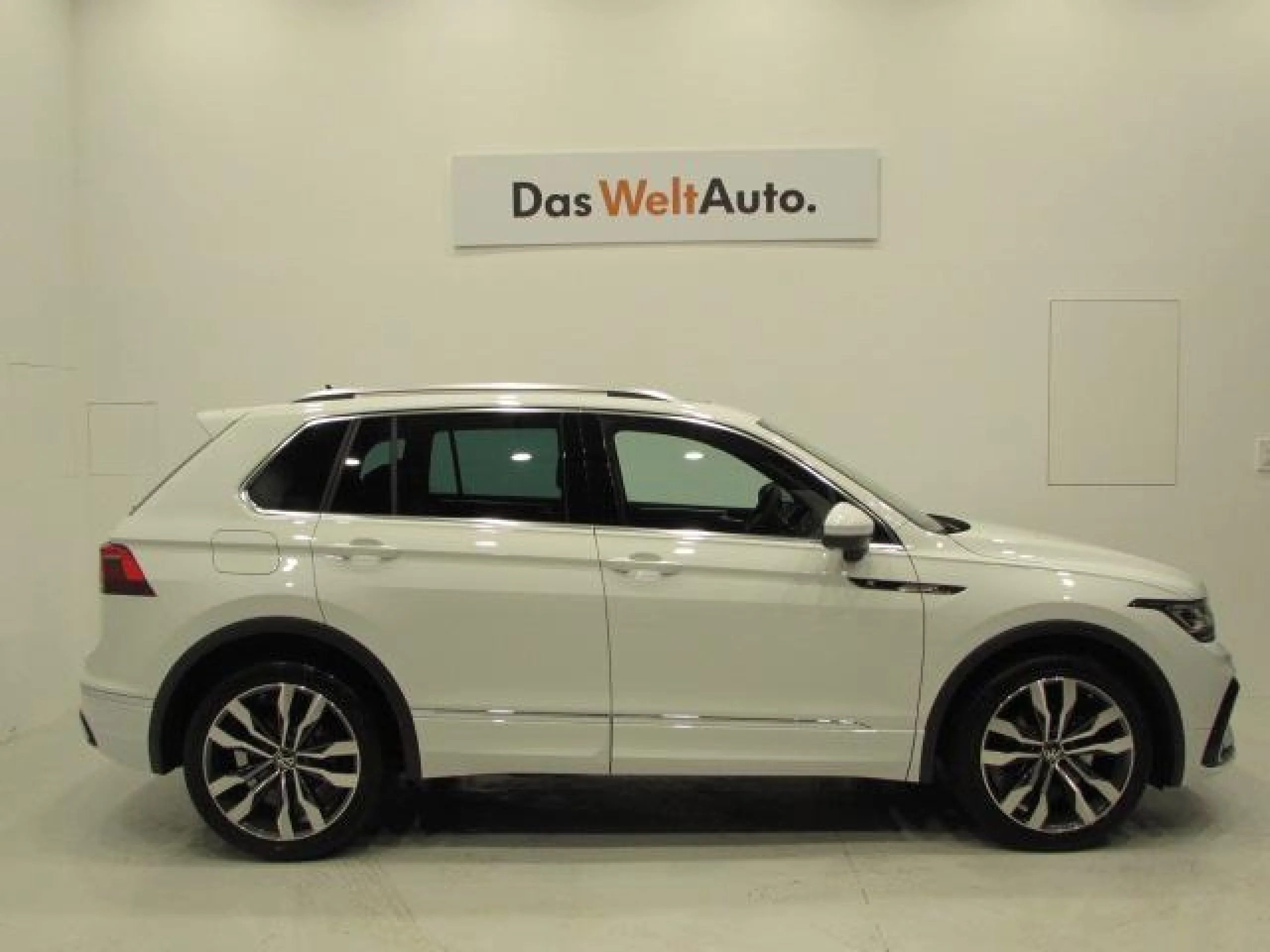 VOLKSWAGEN TIGUAN R LINE 2.0 TDI 110KW (150CV) DSG - Foto 3