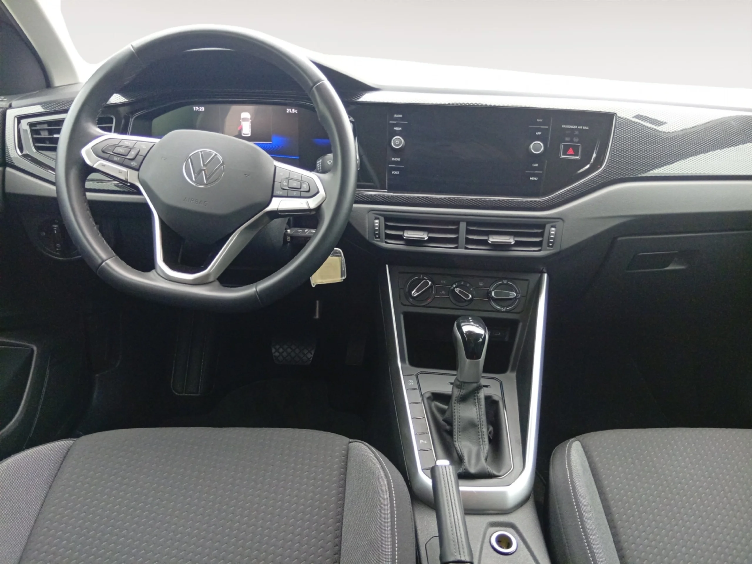 VOLKSWAGEN POLO LIFE 1.0 TSI 70KW (95CV) DSG - Foto 4