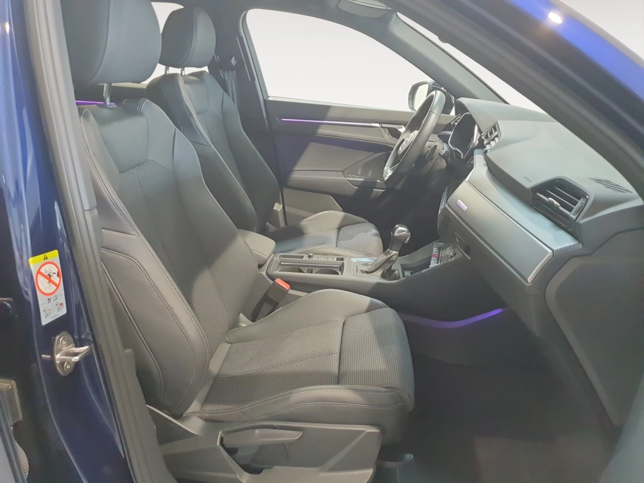 AUDI Q3 BLACK LINE 35 TDI 110KW (150CV) S TRONIC - Foto 8