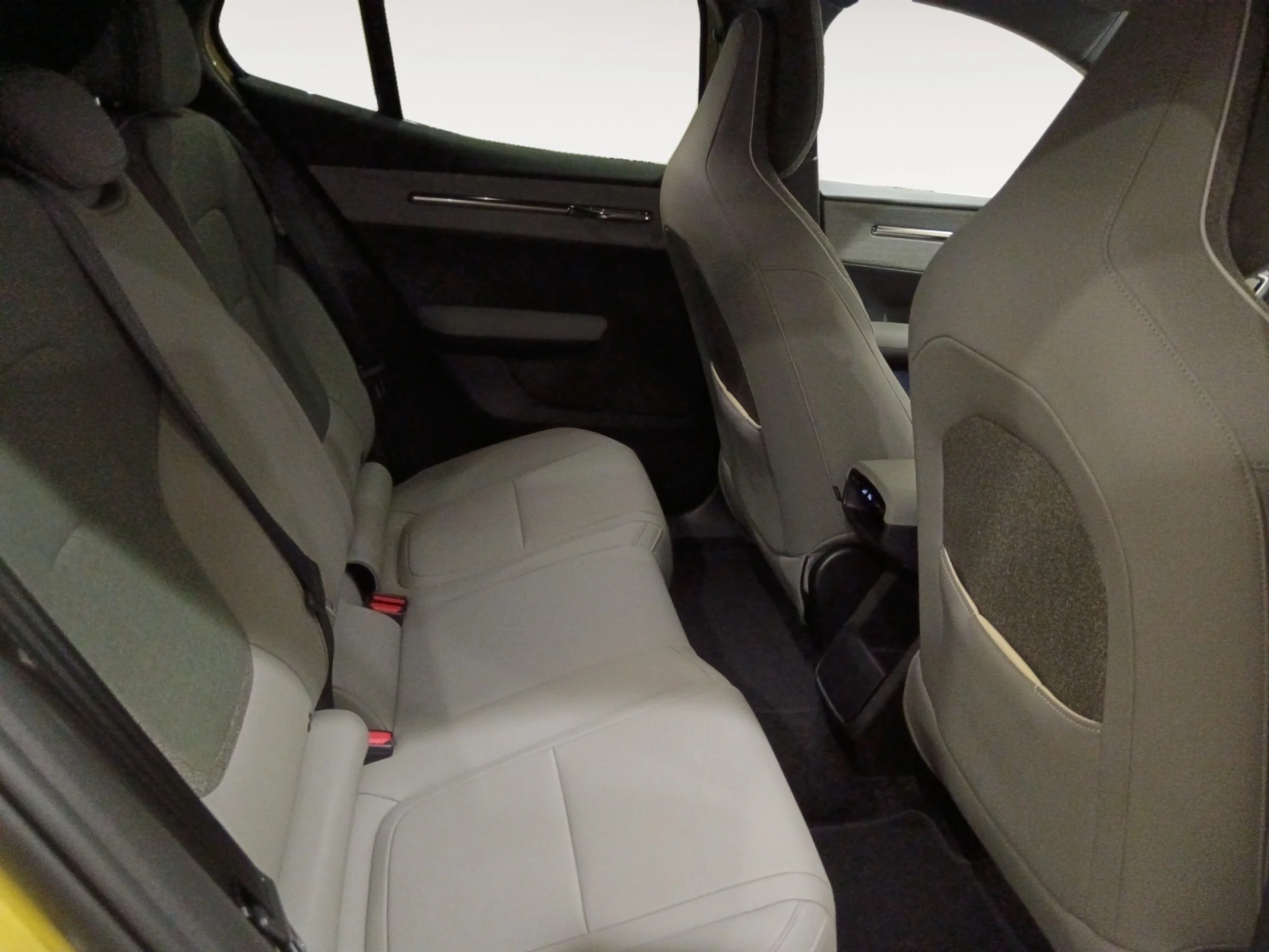 VOLVO EX30 SINGLE MOTOR EXTENDED RANGE PLUS AUTO - Foto 6