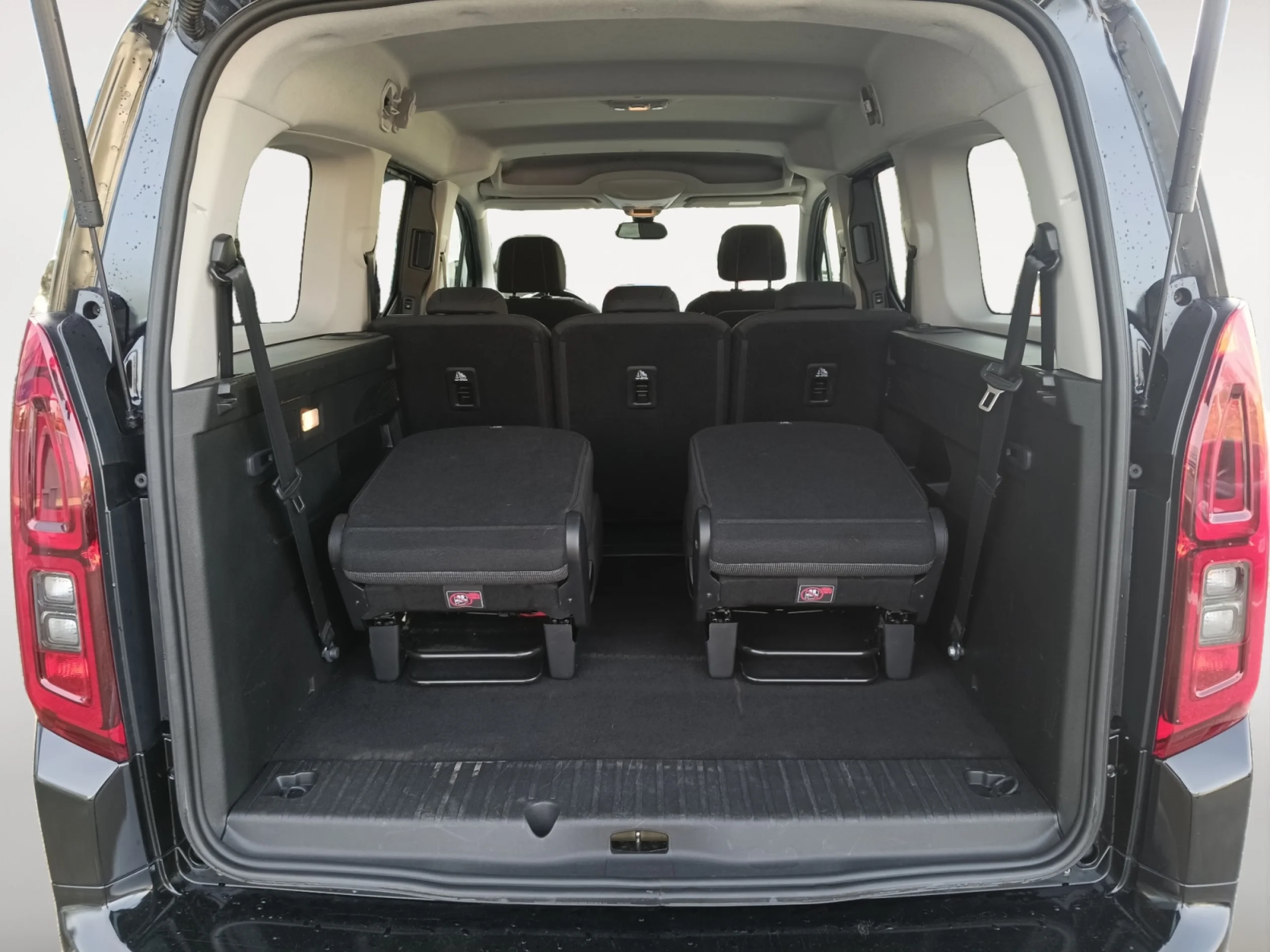 TOYOTA PROACE CITY VERSO 1.5D 96KW (130CV) FAMILY ADVANCE L1 - Foto 7