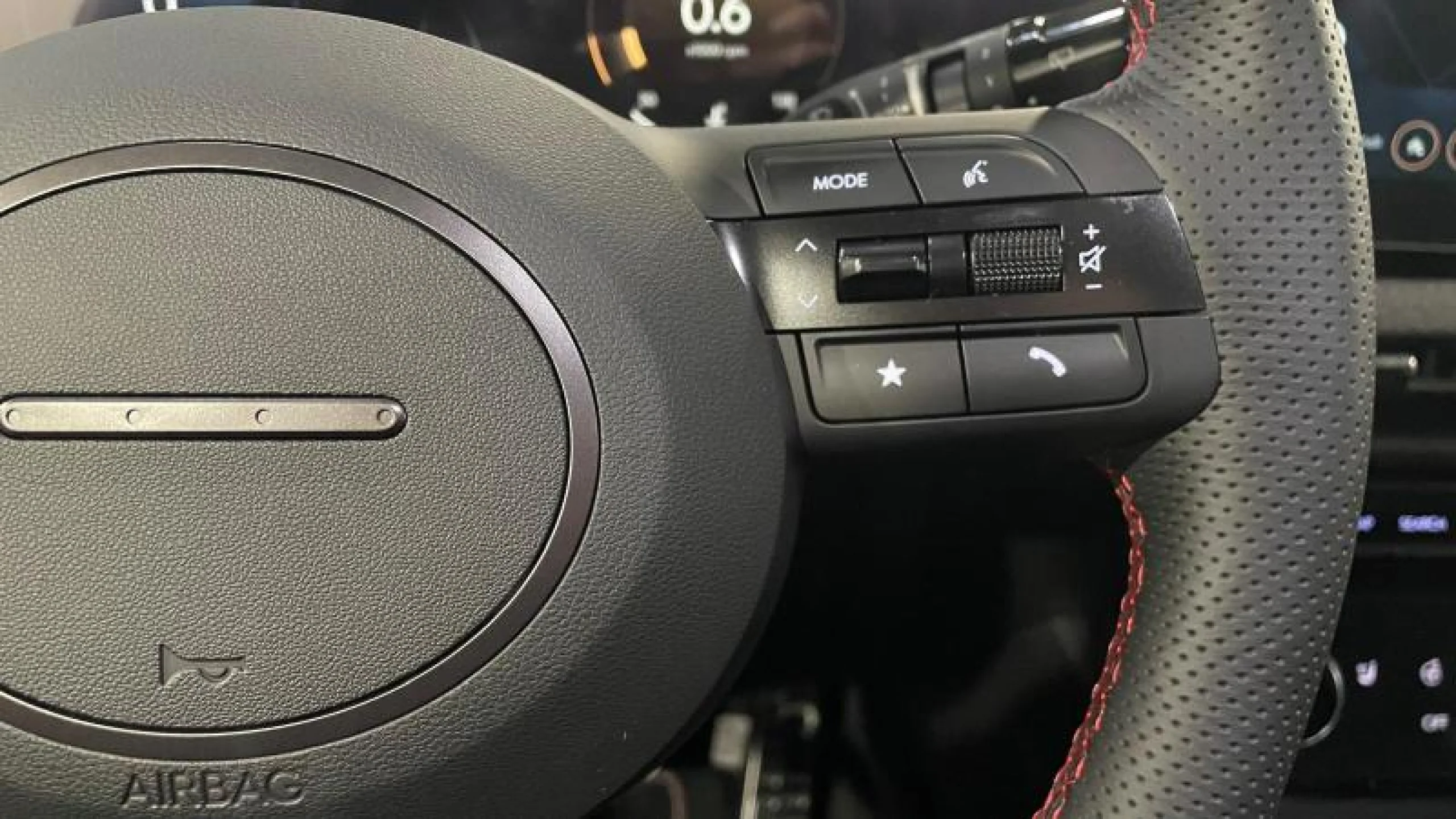 HYUNDAI TUCSON 1.6T 110KW (150CV) N LINE - Foto 18