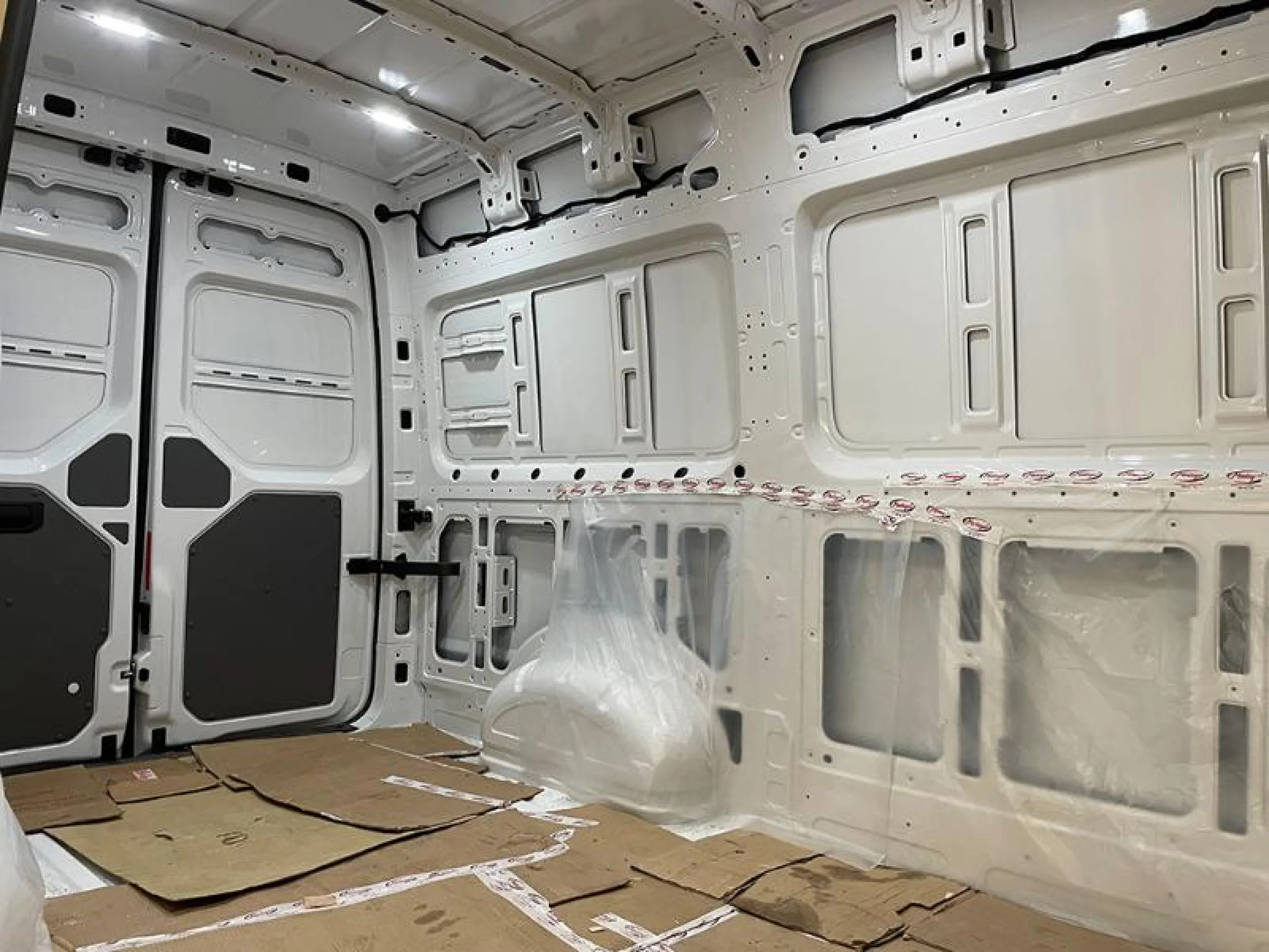 VW COMERCIALES Crafter CRAFTER  35 FURG N  BATALLA MEDIA L3H2 2.0 TDI FWD 103 KW (140 CV) 6 VEL. 3500 KG - Foto 11