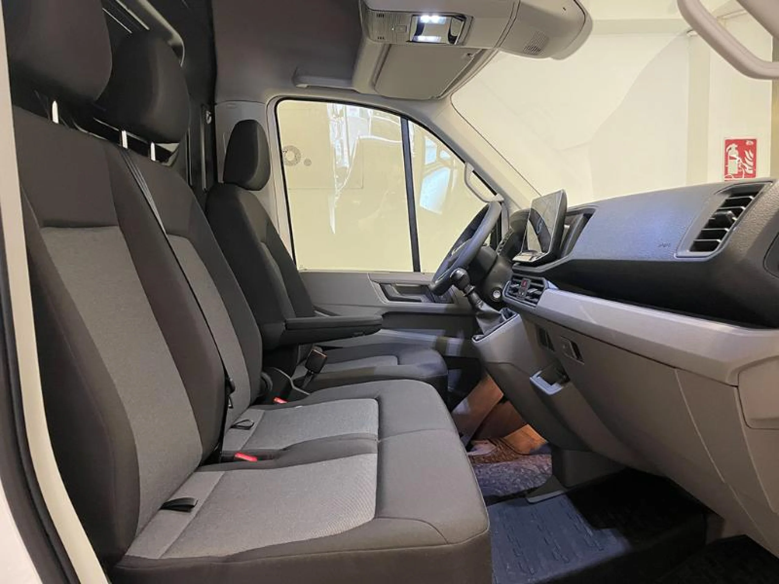 VW COMERCIALES Crafter CRAFTER  35 FURG N  BATALLA MEDIA L3H2 2.0 TDI FWD 103 KW (140 CV) 6 VEL. 3500 KG - Foto 5