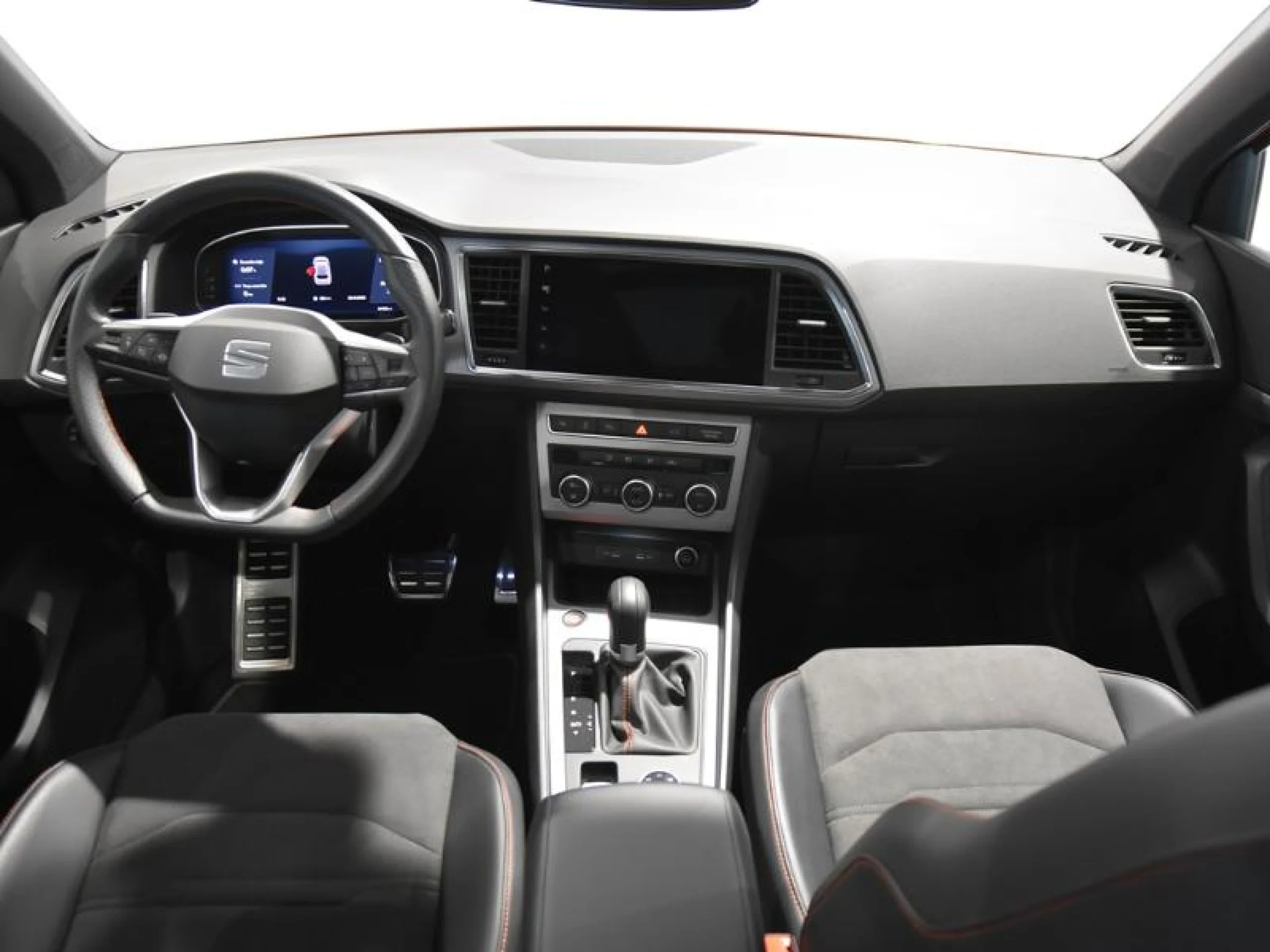 SEAT ATECA 1.5 TSI 110KW (150CV) FR SPECIAL EDITION - Foto 4