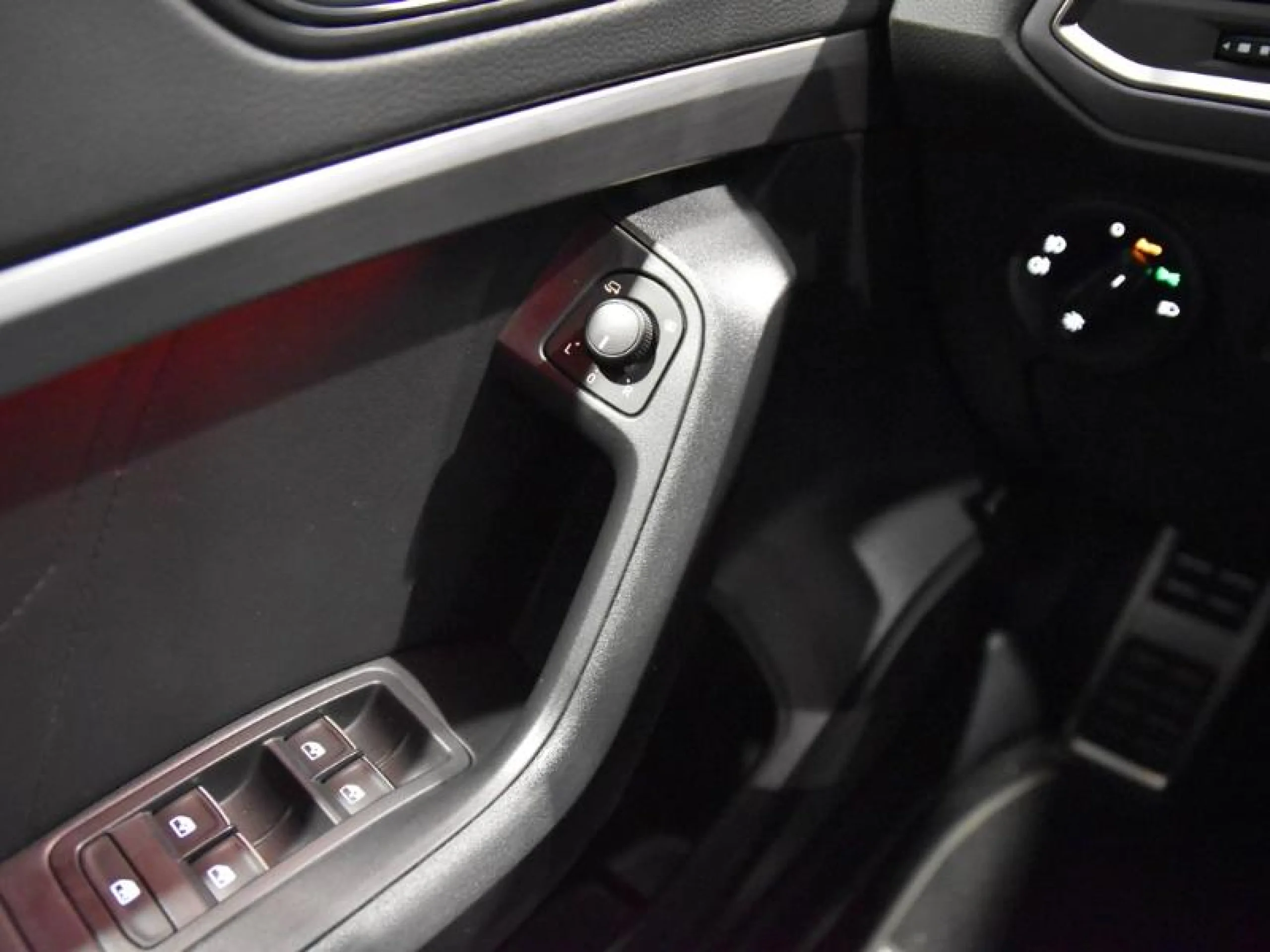 SEAT ATECA 1.5 TSI 110KW (150CV) FR SPECIAL EDITION - Foto 18