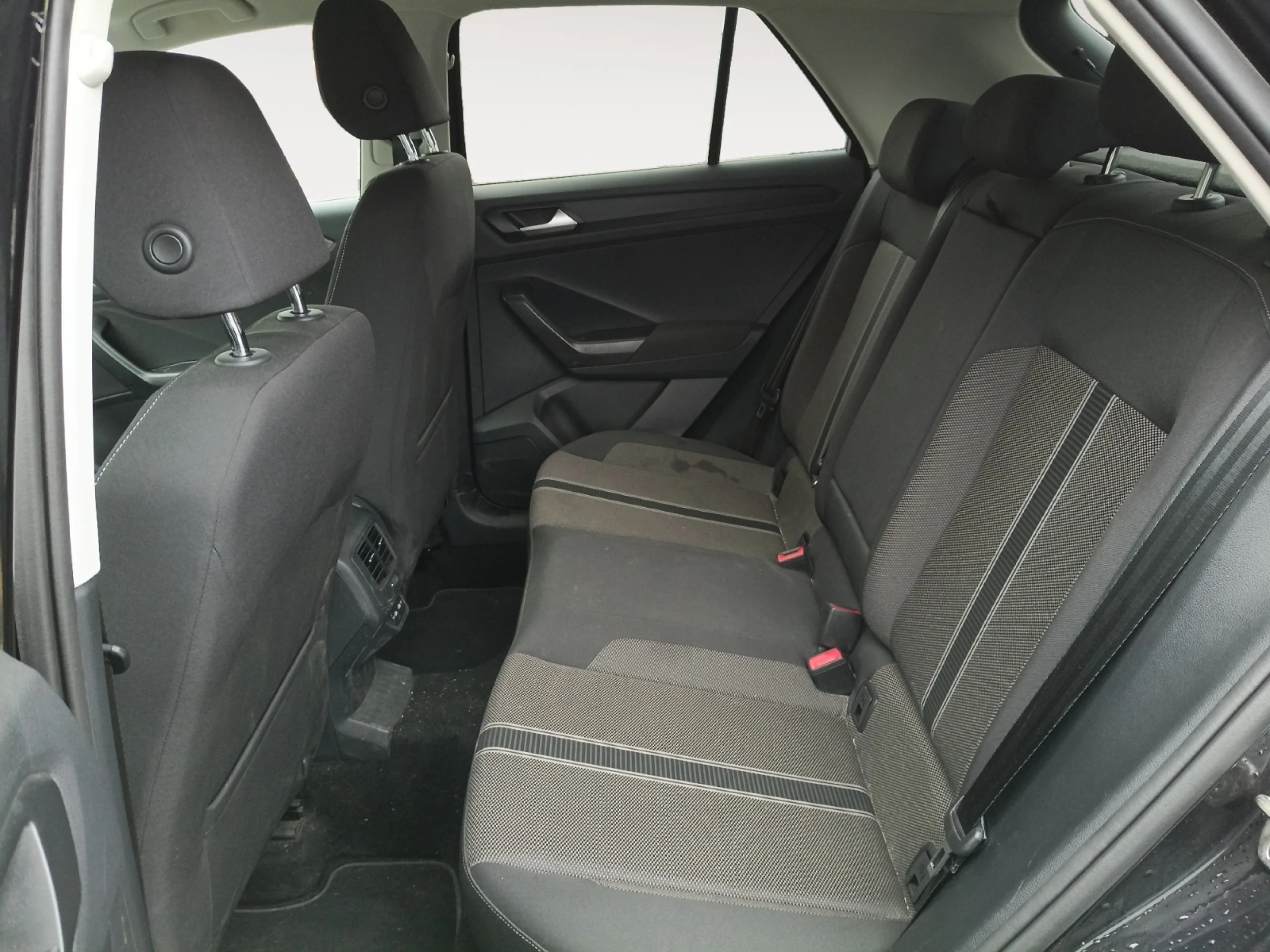 VOLKSWAGEN T ROC ADVANCE 1.5 TSI 110KW (150CV) - Foto 6