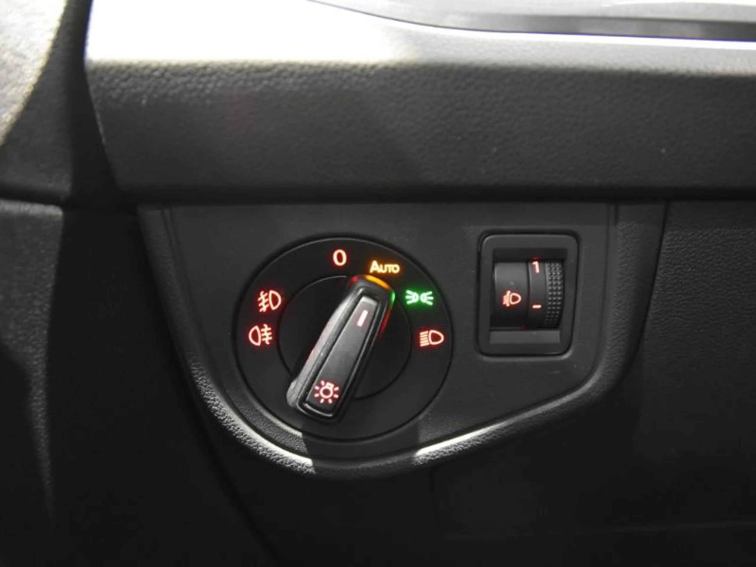 VOLKSWAGEN POLO SPORT 1.0 TSI 70KW (95CV) DSG - Foto 19