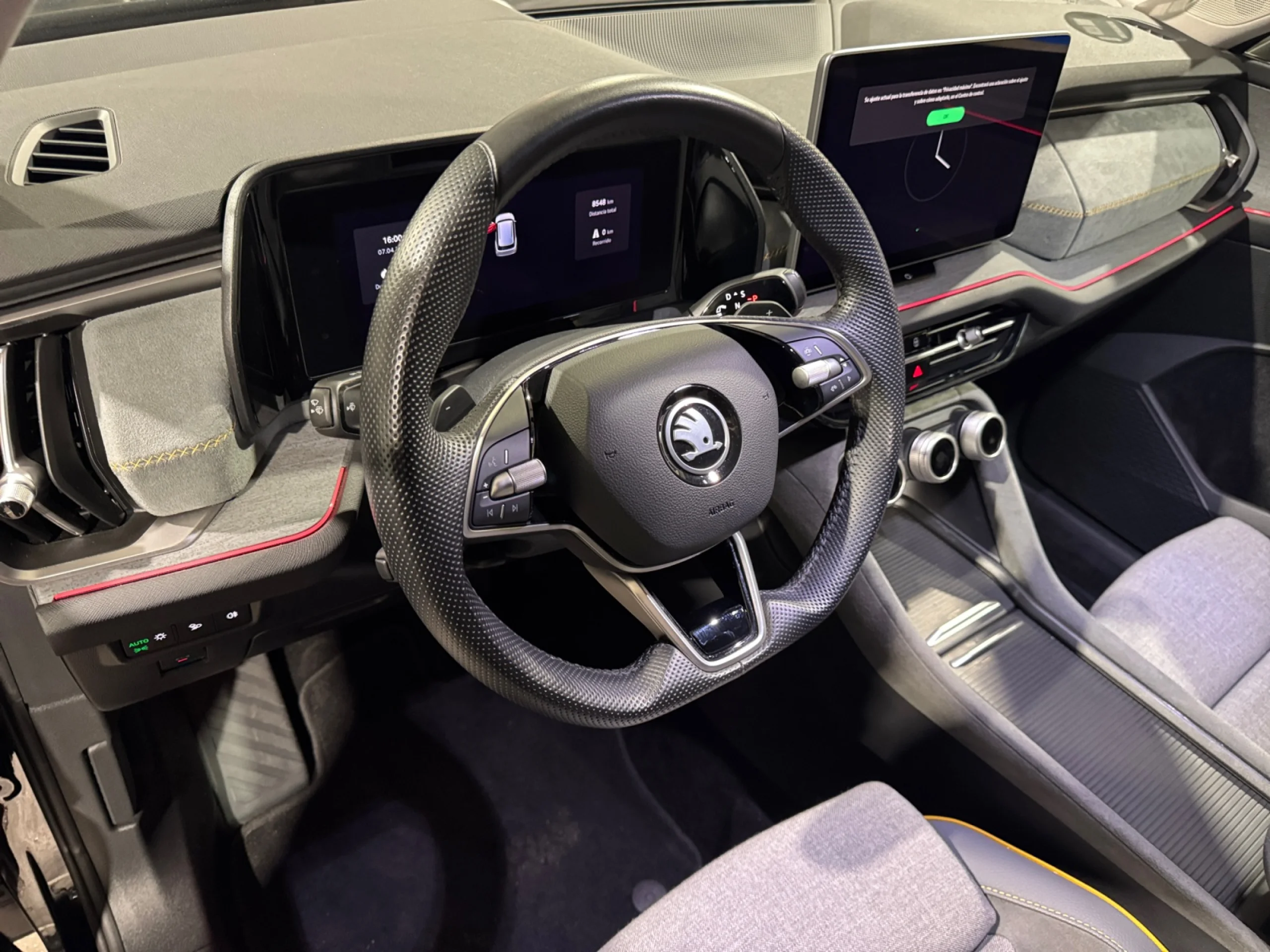 SKODA KODIAQ 2.0 TDI 110KW (150CV) DSG DESIGN - Foto 9