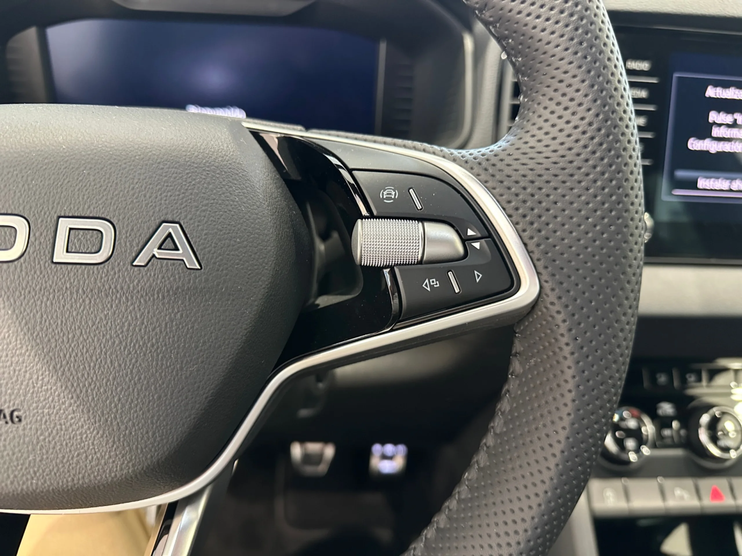 SKODA KAROQ 2.0 TDI 85KW (115CV) SPORTLINE - Foto 10