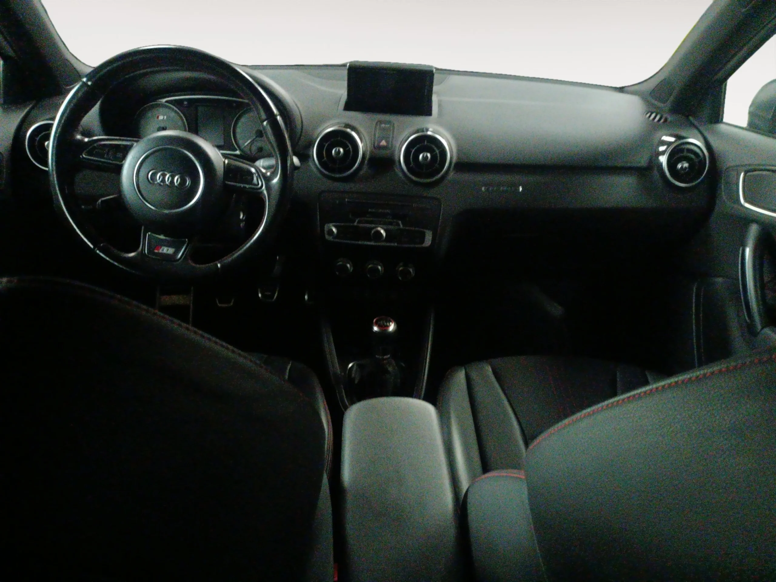 AUDI A1 S1 2.0 TFSI 231CV QUATTRO - Foto 4